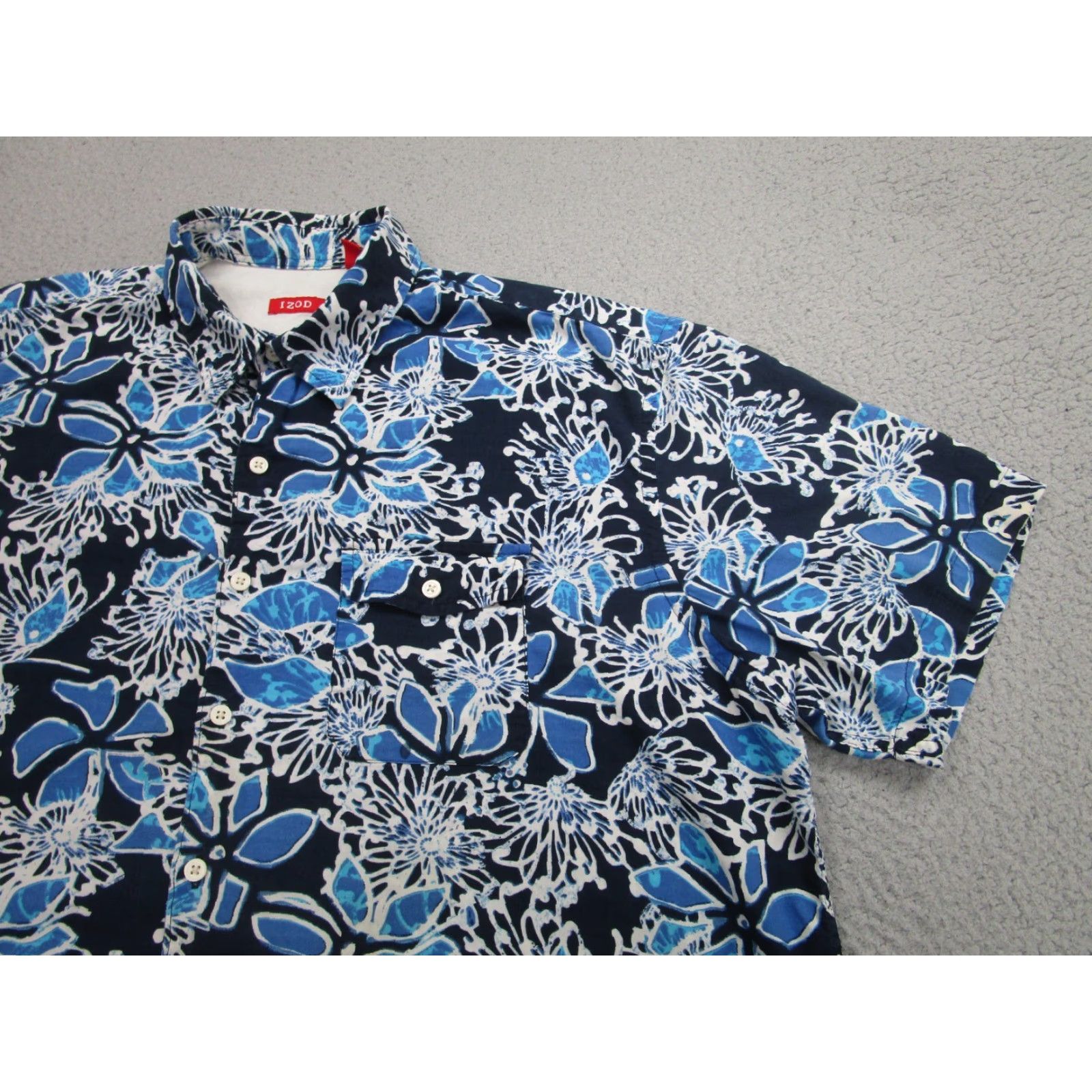 Izod VINTAGE Izod Shirt Mens XL Blue Floral Classic Hawaiian Short Sleeve Camp Button Front Size US XL / EU 56 / 4 - 2 Thumbnail