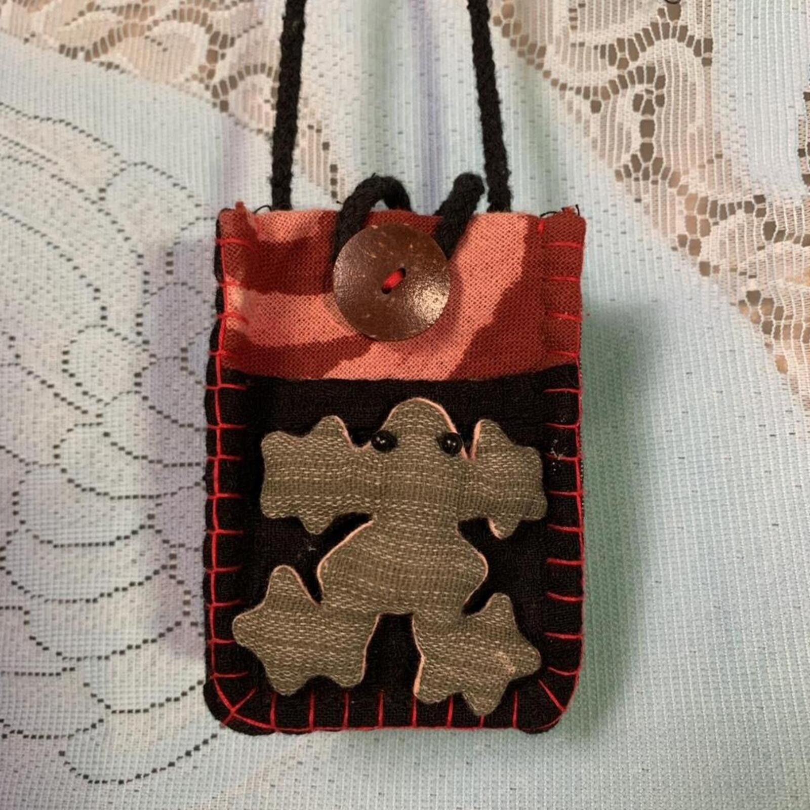 Other Whimsigoth handmade boho hippie frog pendant bag Size ONE SIZE - 2 Thumbnail