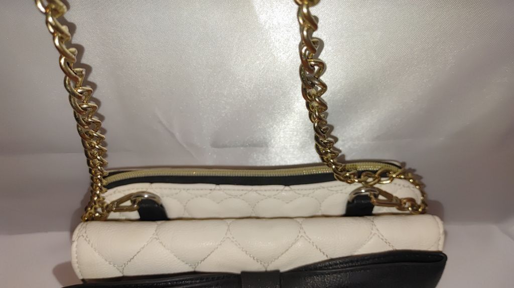 Betsey Johnson Betsey Johnson Convertible Crossbody/Clutch/Handbag Size ONE SIZE - 6 Thumbnail