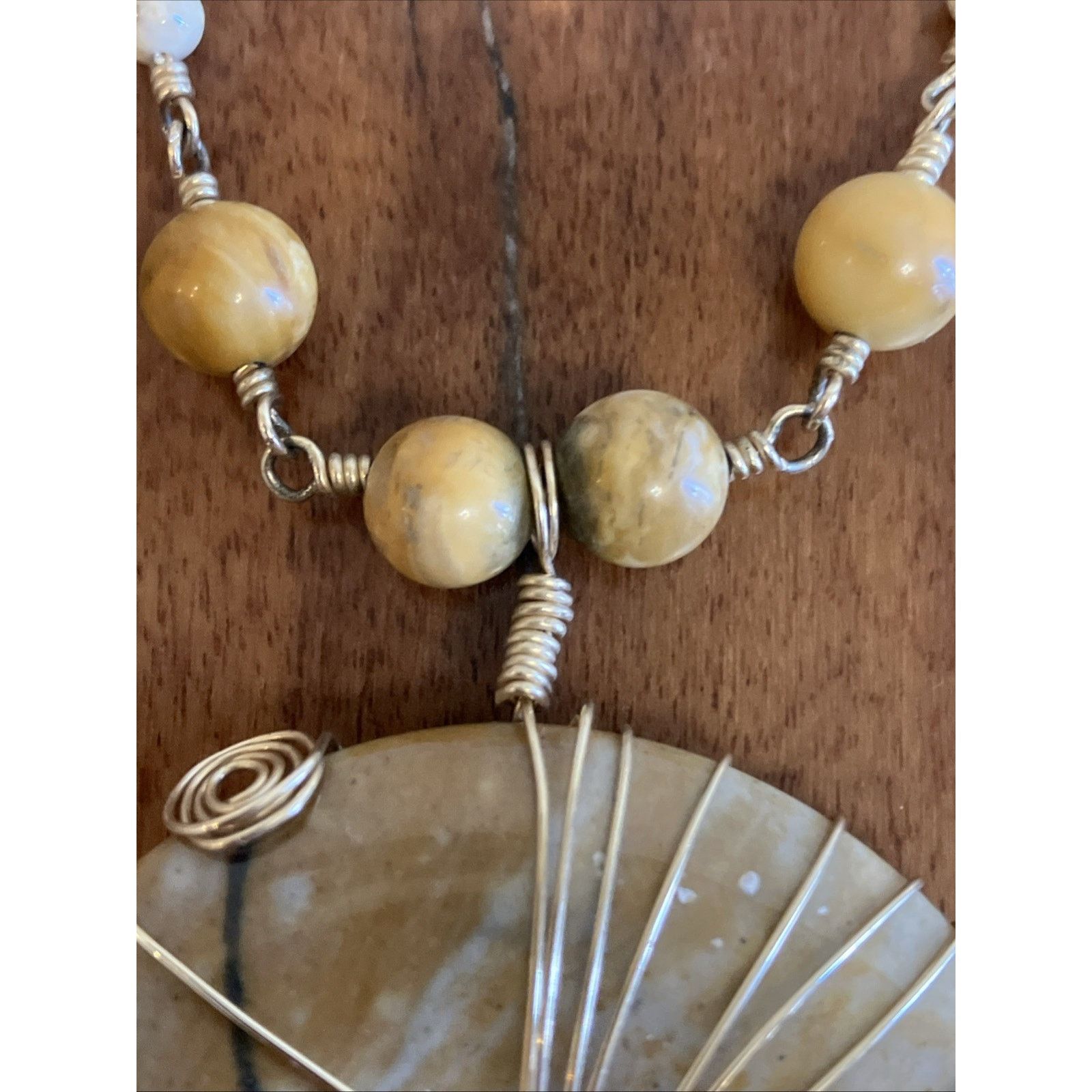 Other Vtg Gold Tone Statement Necklace Stone Beaded Modernist Y2k Size ONE SIZE - 7 Thumbnail