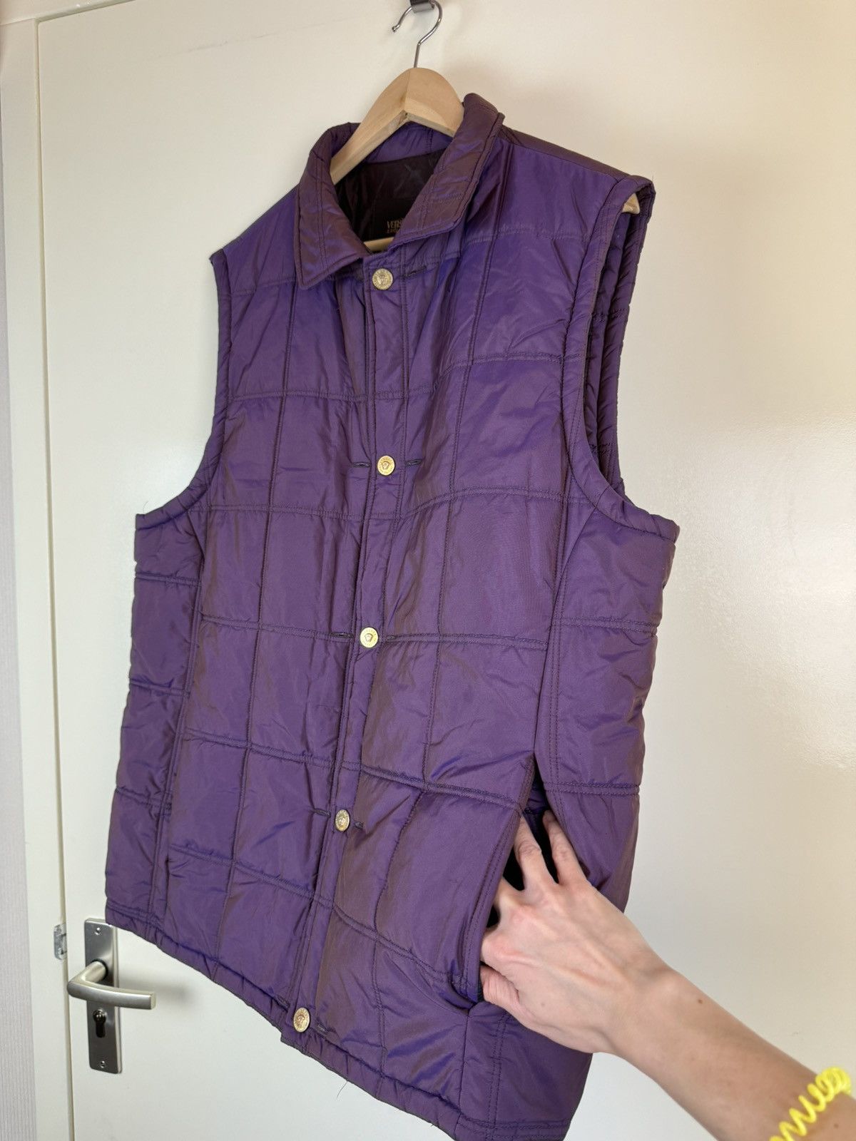 Versace Versace Vintage sleeveless quilted jacket unisex vest gilet Size US XL / EU 56 / 4 - 5 Thumbnail