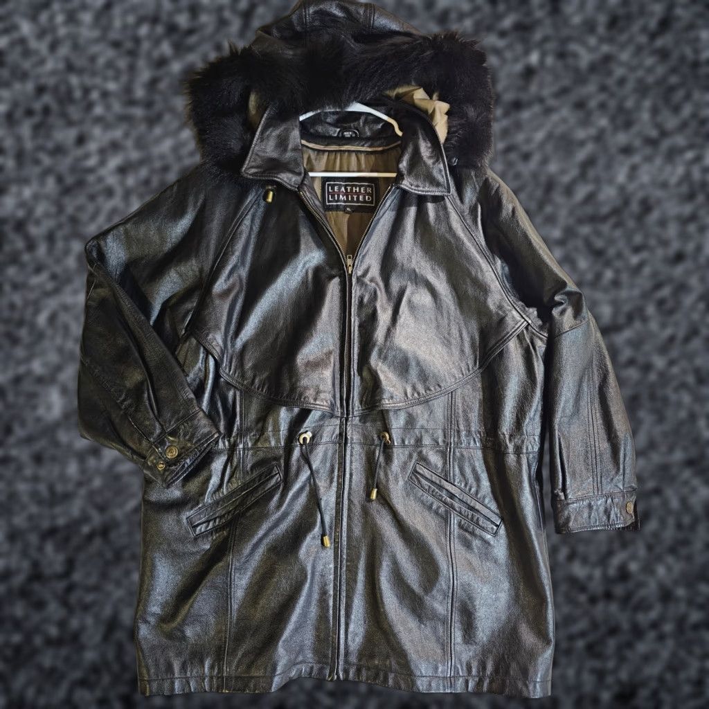 Vintage VINTAGE Leather Limited Black Leather Full Zip Coat w/ Fox Fur Collar Womens XL Coat Size XL / US 12-14 / IT 48-50 - 1 Thumbnail