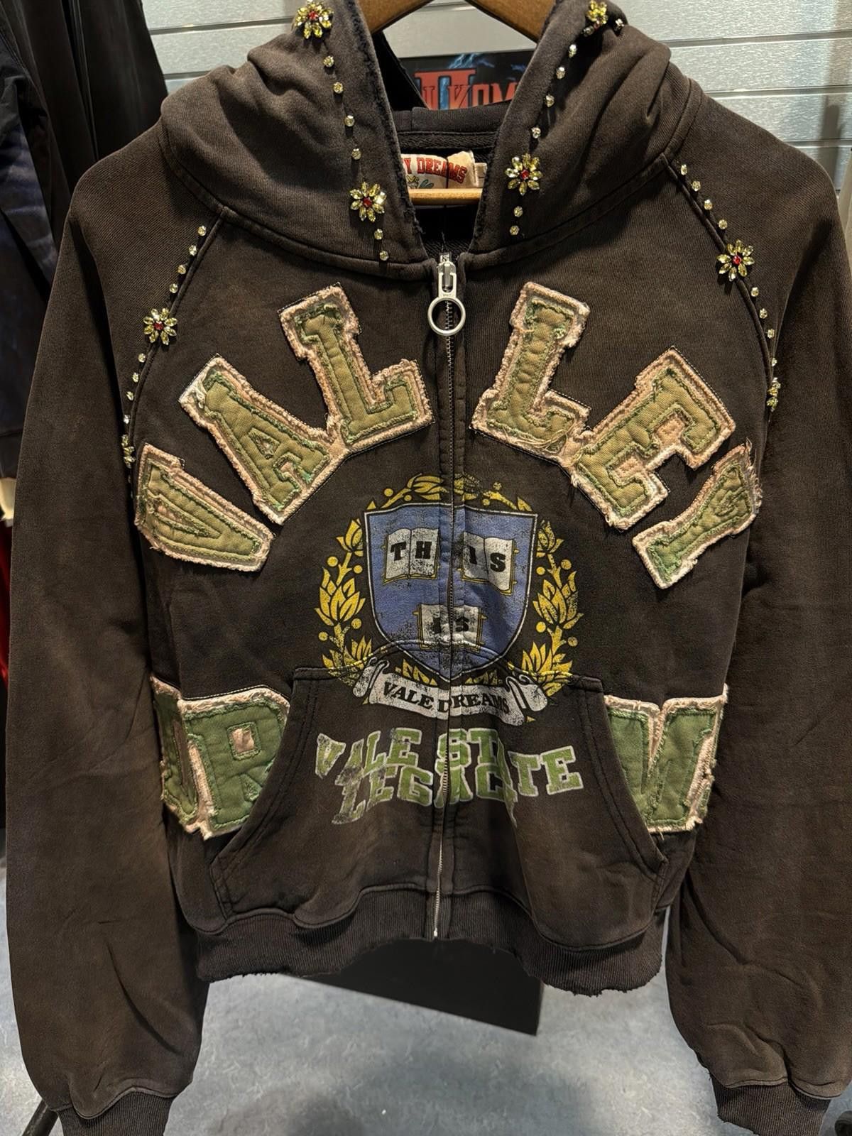 Vale L - Vale Zip Up Black Stone Studded Hoodie Authentic Valley Size US L / EU 52-54 / 3 - 1 Thumbnail