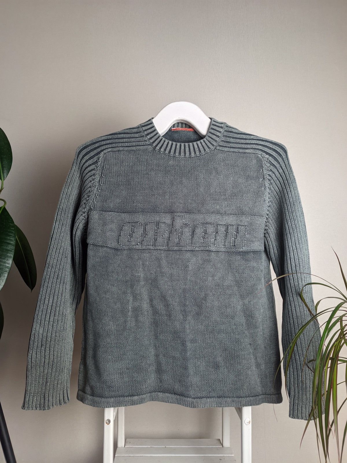 OXBOW vintage Y2K faded cable knit sweater