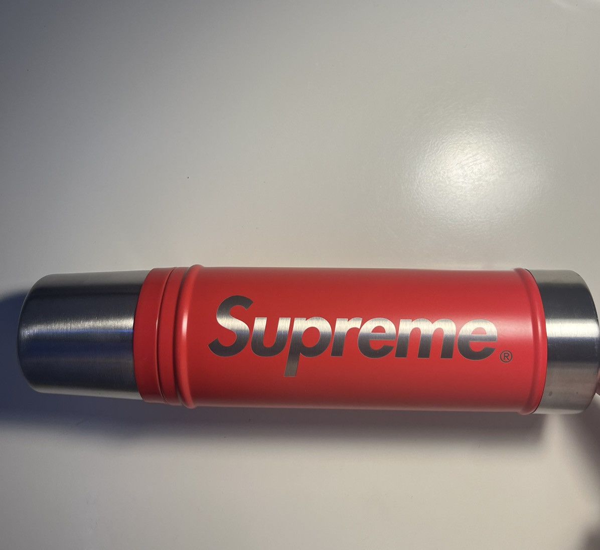 Supreme x Stanley 20 oz Vacuum Insulated Thermos Classic