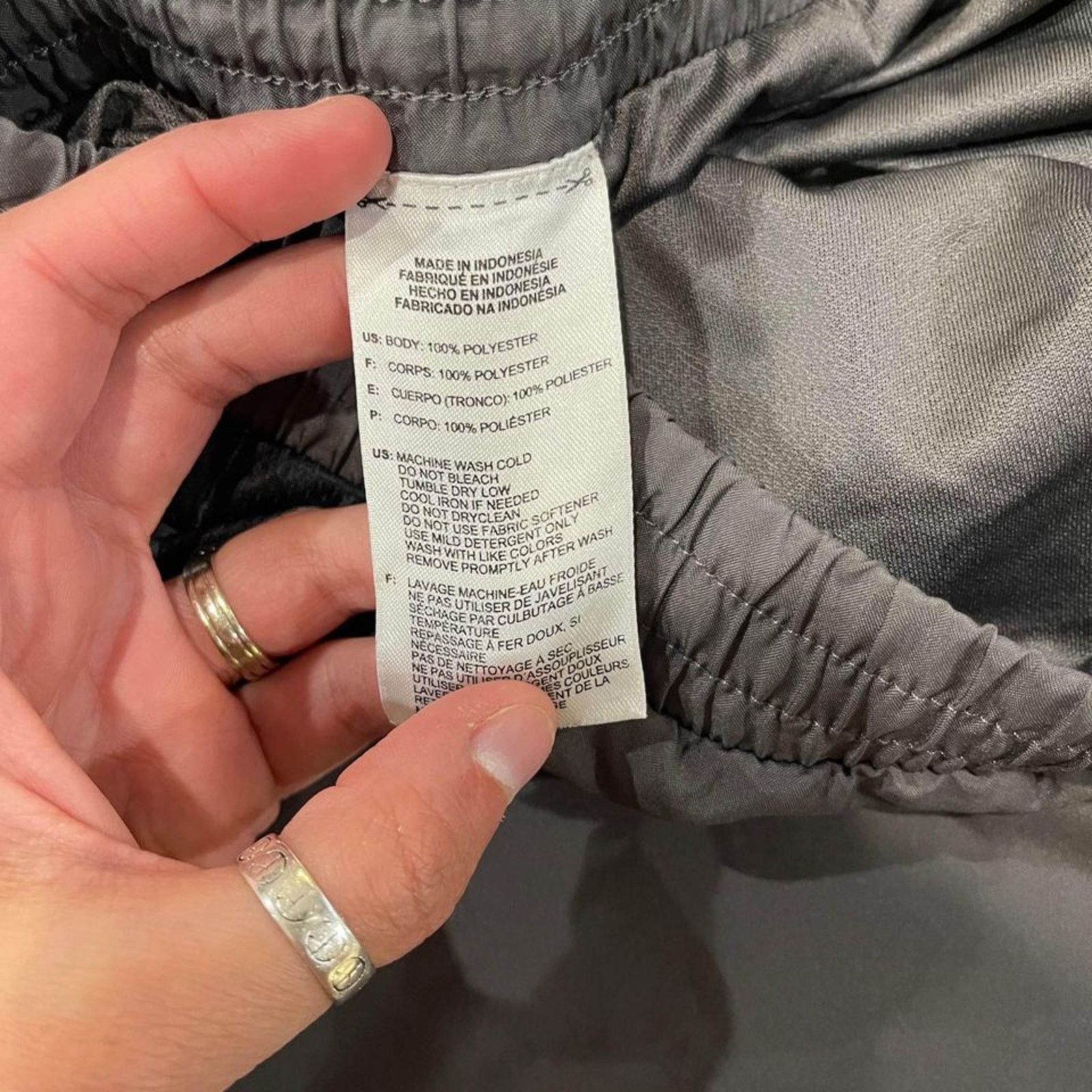 Adidas Adidas Activewear Lined Shorts Gray Women's XL Drawstring Size 36" / US 14 / IT 50 - 7 Thumbnail