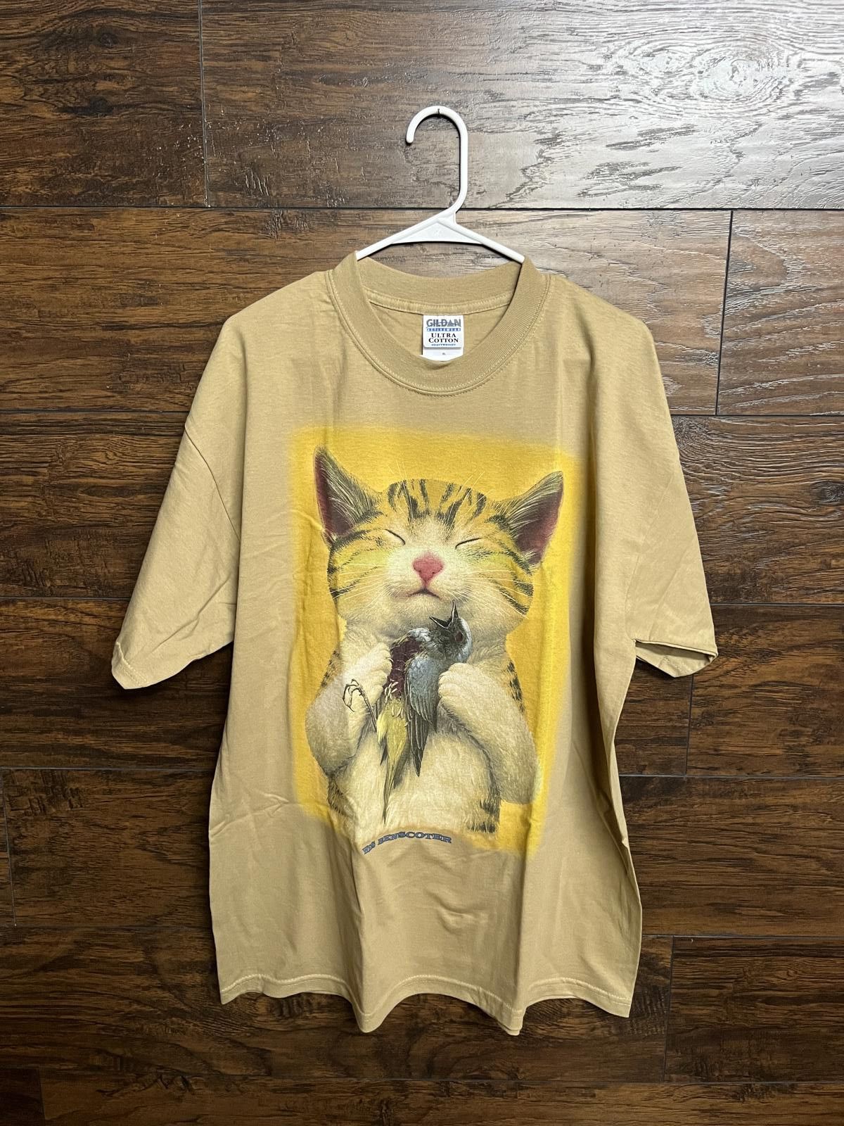 Gildan VTGY Wes Benscoter Art Tee Cute Kitty Eats Bird T-shirt- XL Size US XL / EU 56 / 4 - 1 Thumbnail