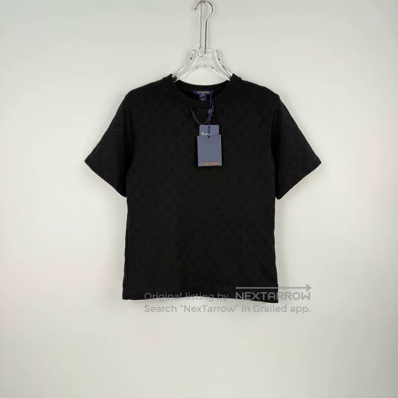 Louis Vuitton Louis Vuitton Black full logo chain knit short sleeves Size US S / EU 44-46 / 1 - 3 Thumbnail