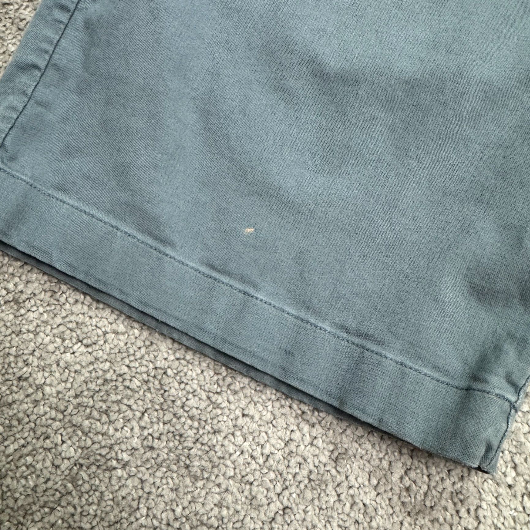 Lululemon Lululemon Shorts Men 30 Blue Chino Flat Front Breathable Cotton Pockets Mens Size US 30 / EU 46 - 4 Thumbnail