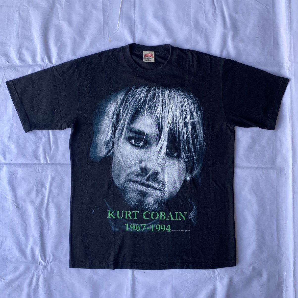 Band Tees × Vintage *RARE* VTG 90s Kurt Cobain 1967 - 1994 Memorial Size US XL / EU 56 / 4 - 1 Thumbnail