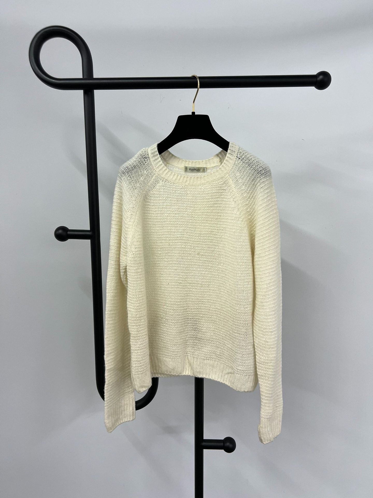 Max Mara MaxMara Cashmere Silk Blend White Knit Sweater Size S / US 4 / IT 40 - 1 Thumbnail