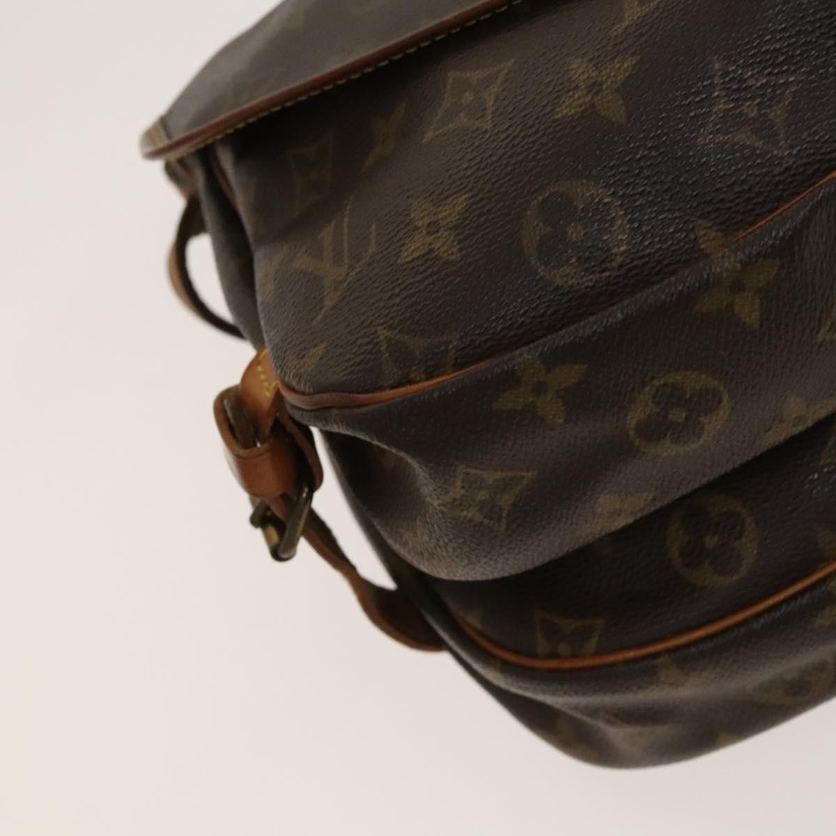 Louis Vuitton LOUIS VUITTON Monogram Saumur 30 Shoulder Bag M42256 Size ONE SIZE - 15 Thumbnail