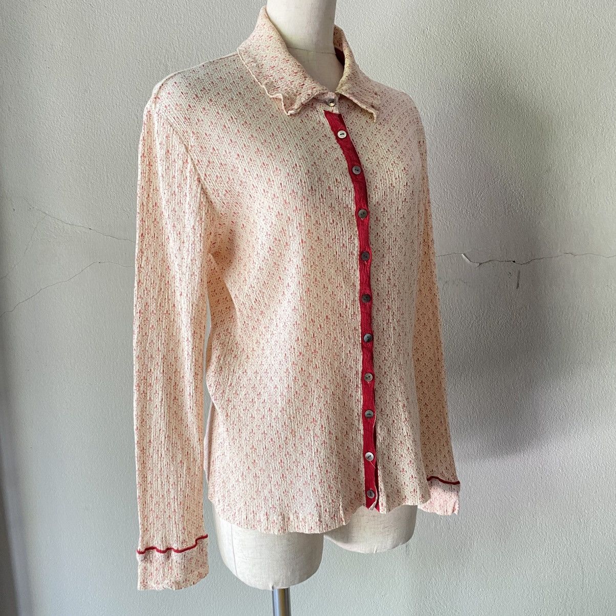 Tsumori Chisato TSUMORI CHISATO Retro Button-Up with Red Trim Size XS / US 0-2 / IT 36-38 - 1 Thumbnail