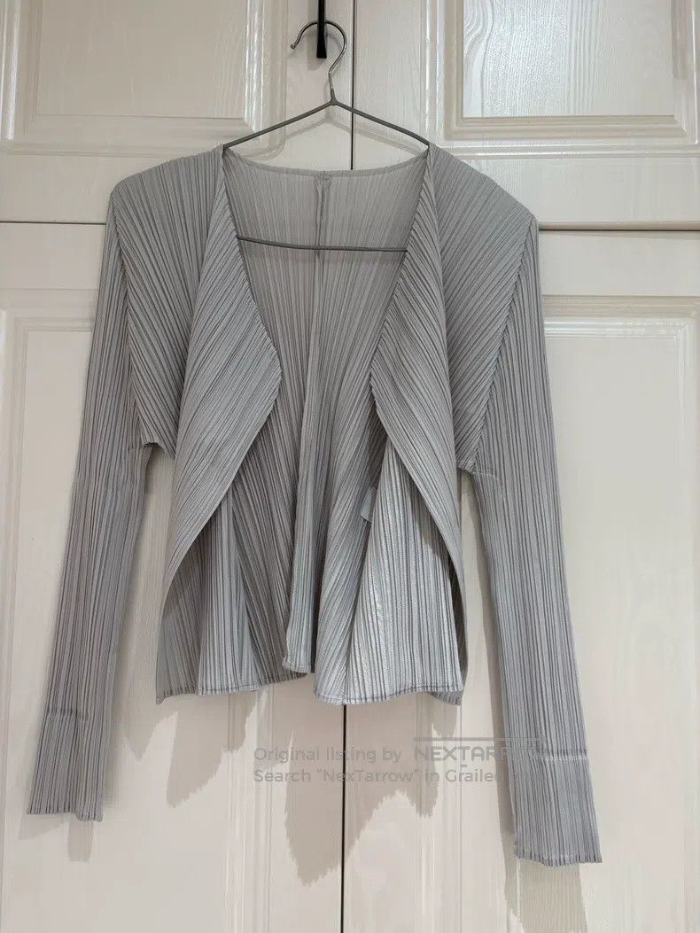 Issey Miyake Issey Miyake Gray Pleated Cardigan Size L / US 10 / IT 46 - 1 Thumbnail