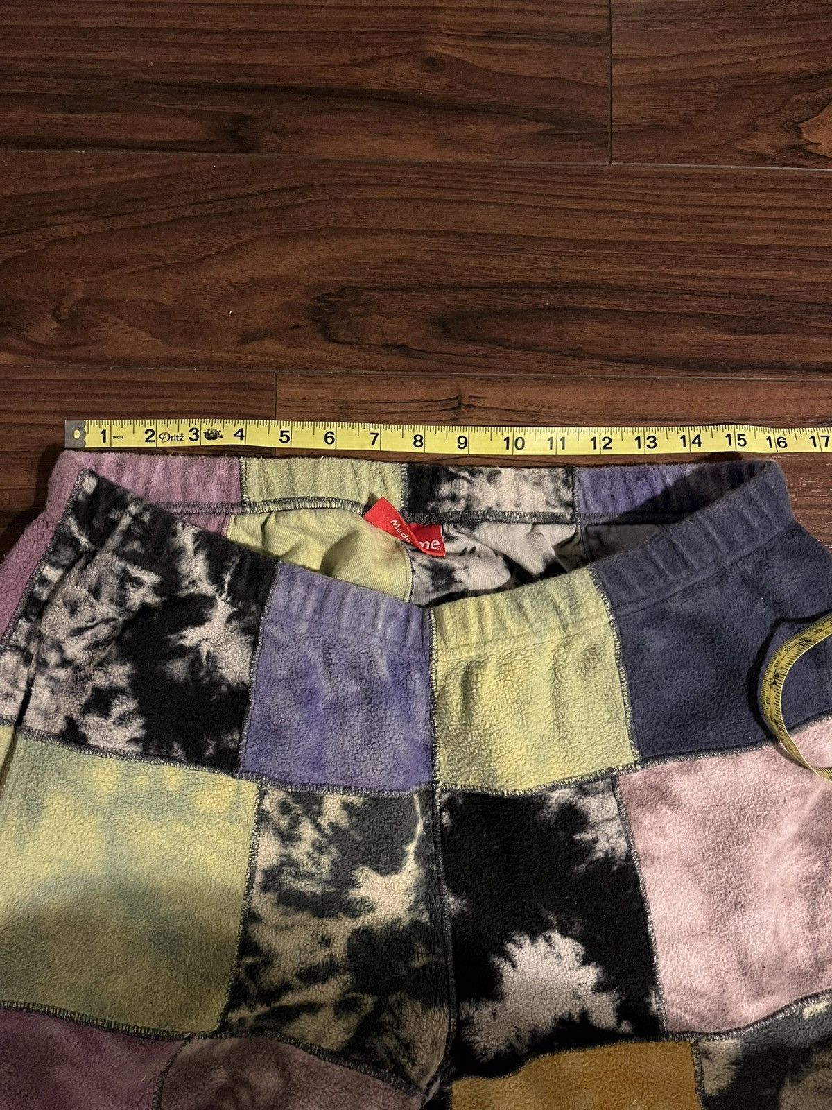 Supreme Supreme tie dye patchwork sweatpants Size US 30 / EU 46 - 2 Thumbnail