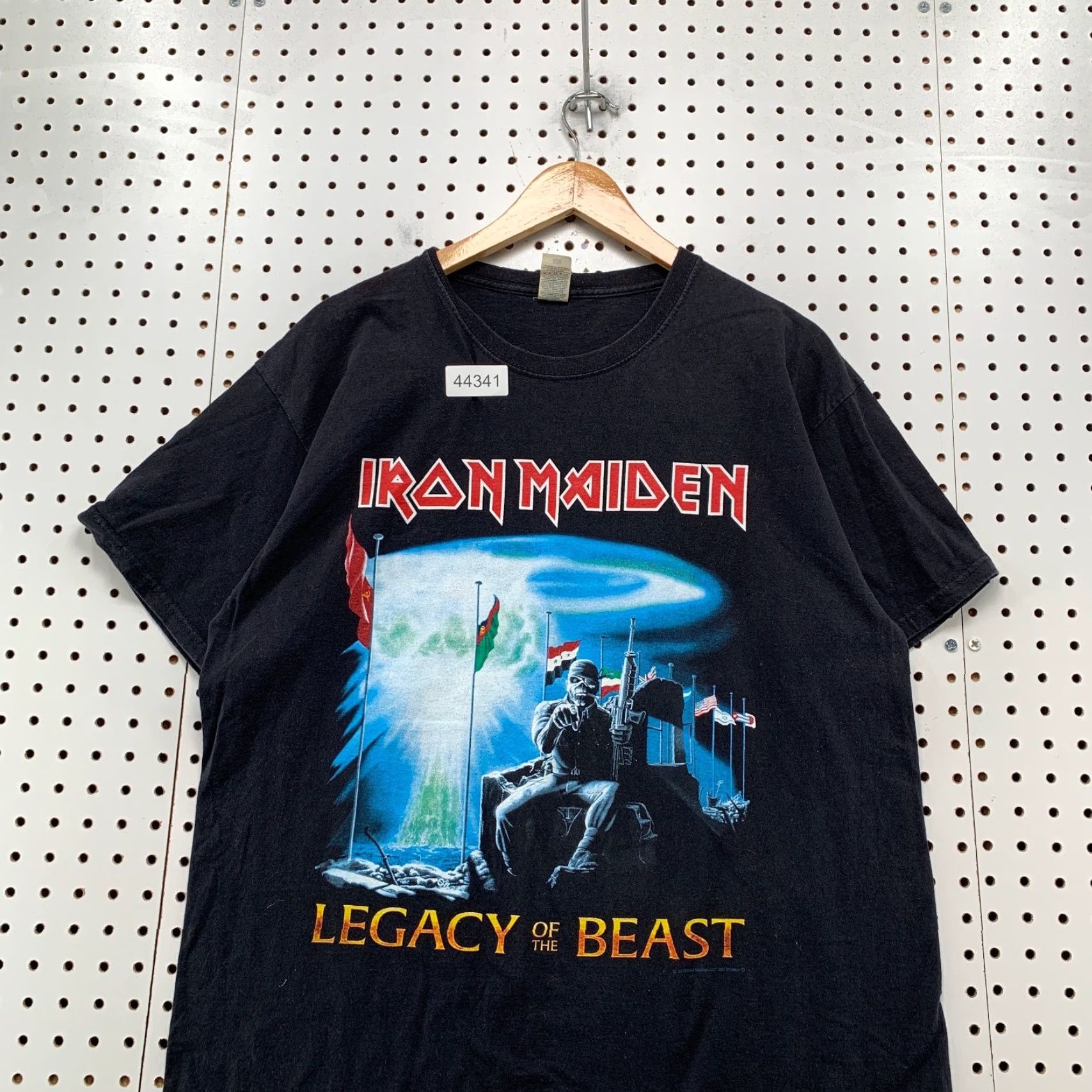 Fruit Of The Loom Iron Maiden Legacy Beast T Shirt Mens XL Black 2019 North America Tour Band Tee Size US XL / EU 56 / 4 - 3 Thumbnail