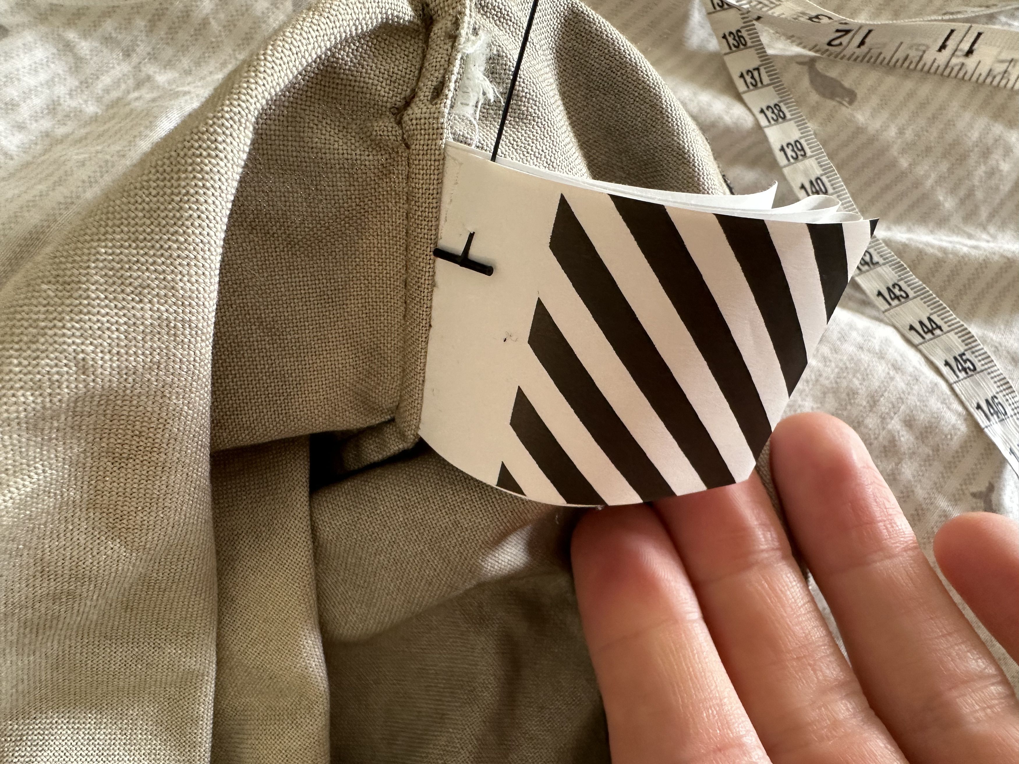 Off-White Off-White Incompiuto Camp Collar Shirt Size US S / EU 44-46 / 1 - 7 Thumbnail