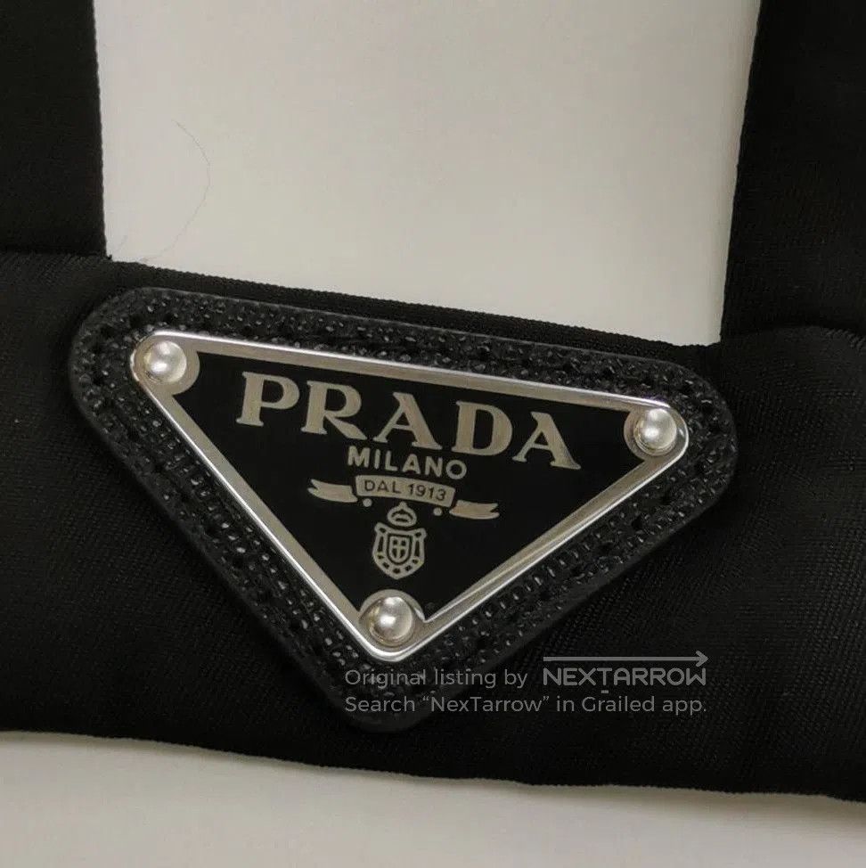 Prada Prada Triangle Logo Black Top . Size M / US 6-8 / IT 42-44 - 3 Thumbnail