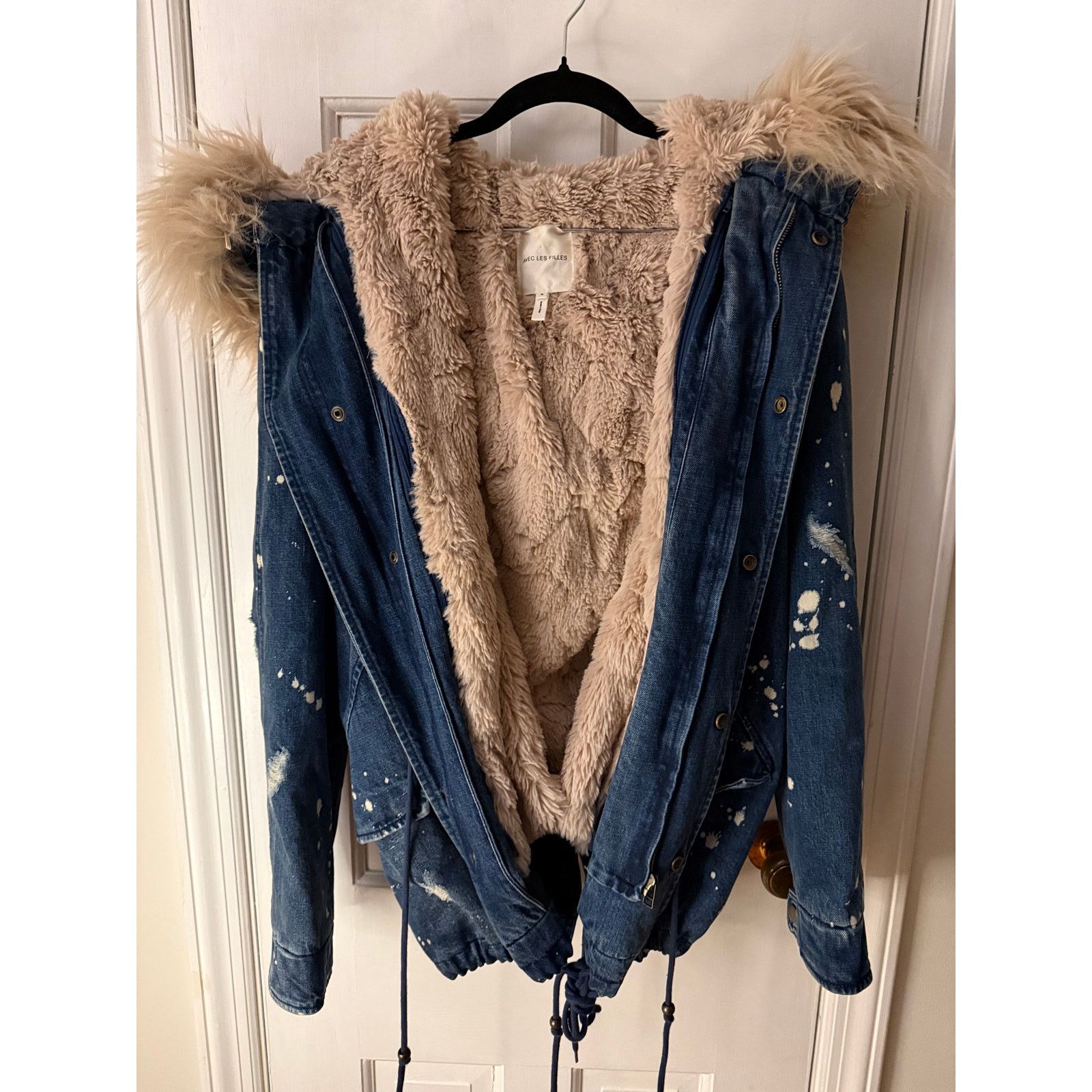 AVEC LES FILLES Avec Les Filles Distressed Denim Coat w/ Faux Fur-Small (OS) Size S / US 4 / IT 40 - 5 Thumbnail