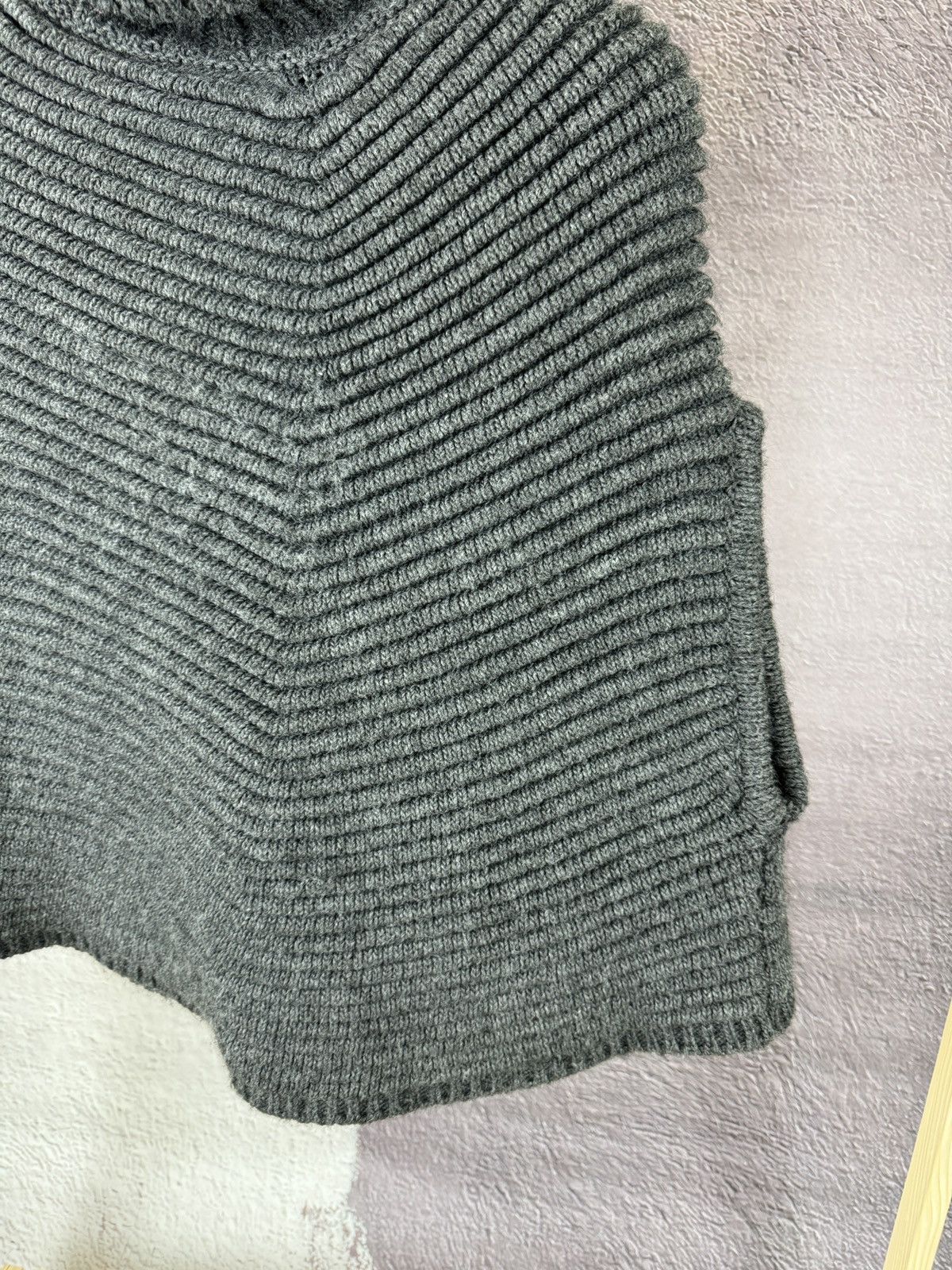 Diesel Diesel avant garde vintage grey turtleneck poncho sweater Size S / US 4 / IT 40 - 5 Thumbnail