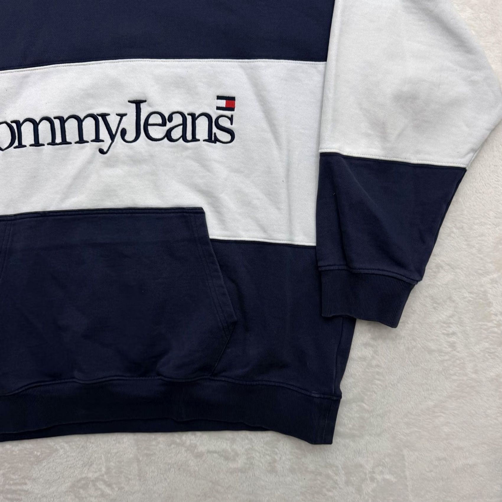 Tommy Hilfiger Tommy Hilfiger Hoodie Mens 2XL Blue Colorblock Fleece Pullover Crew Neck Sweatshirt Logo Embroidered Striped Pockets All Seasons Size US XXL / EU 58 / 5 - 5 Thumbnail