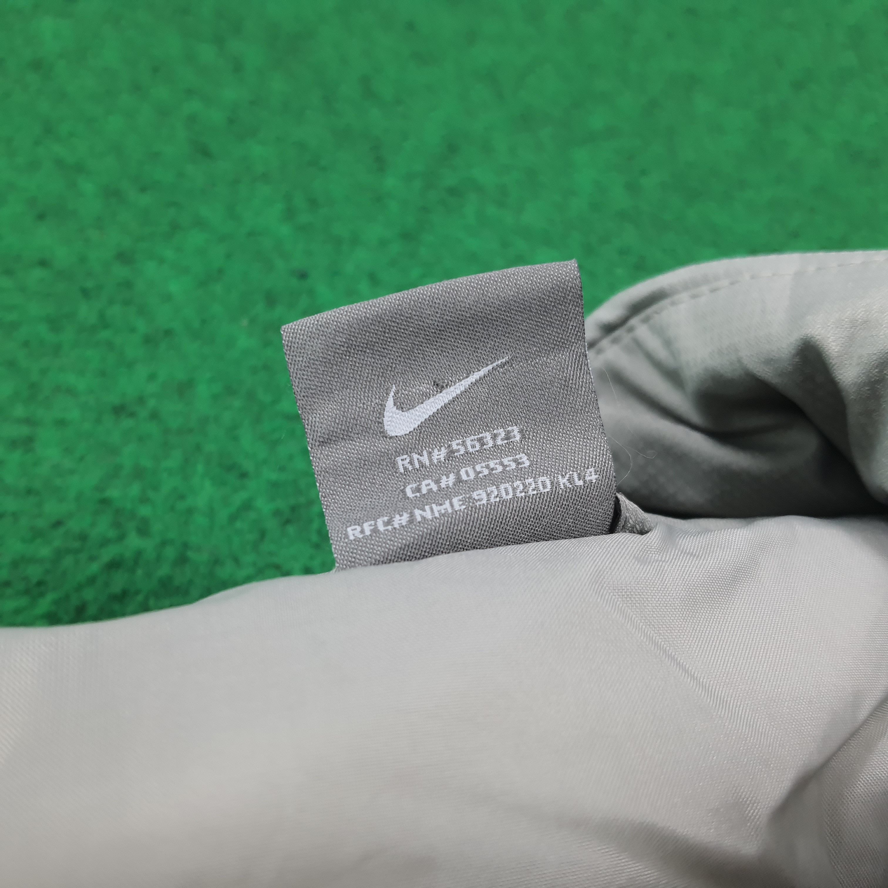 Nike Vintage Nike Outerwear Winter Jacket C293N28 Size US M / EU 48-50 / 2 - 7 Thumbnail