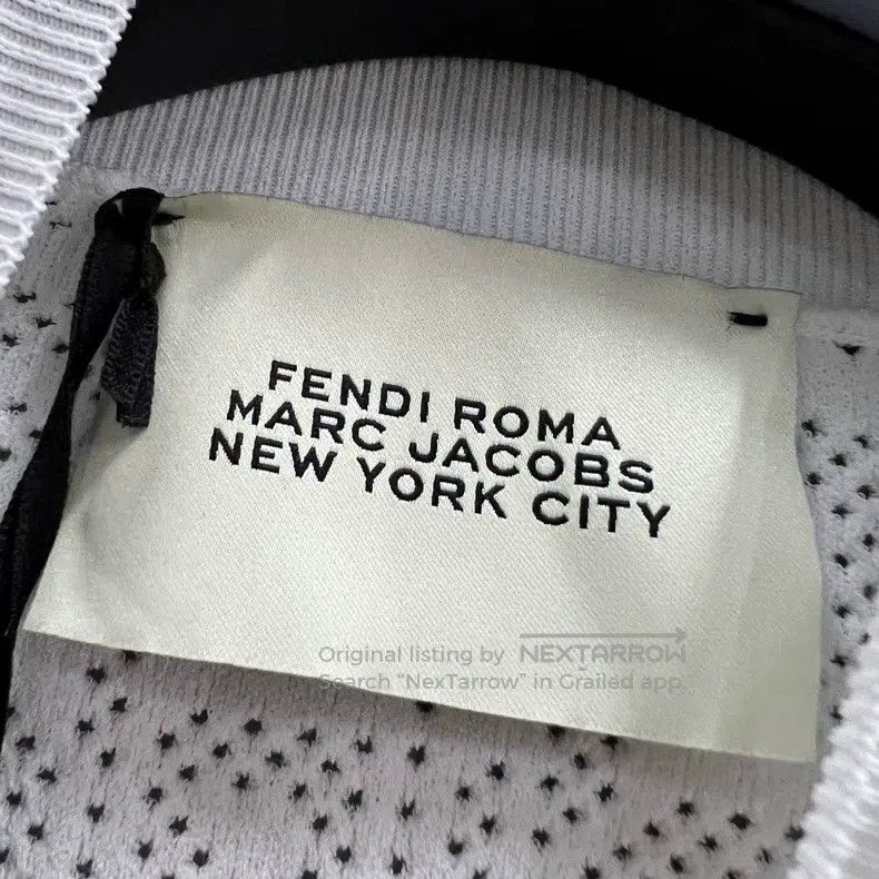 Fendi Fendi White Cutout Logo High-Neck Sweater Size S / US 4 / IT 40 - 6 Thumbnail