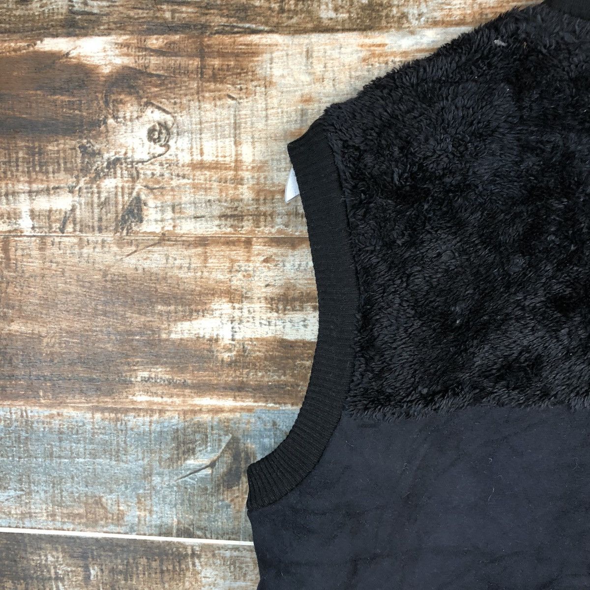 Uniqlo Uniqlo Black vintage fur japan Vest #A2193 Size US M / EU 48-50 / 2 - 16 Thumbnail