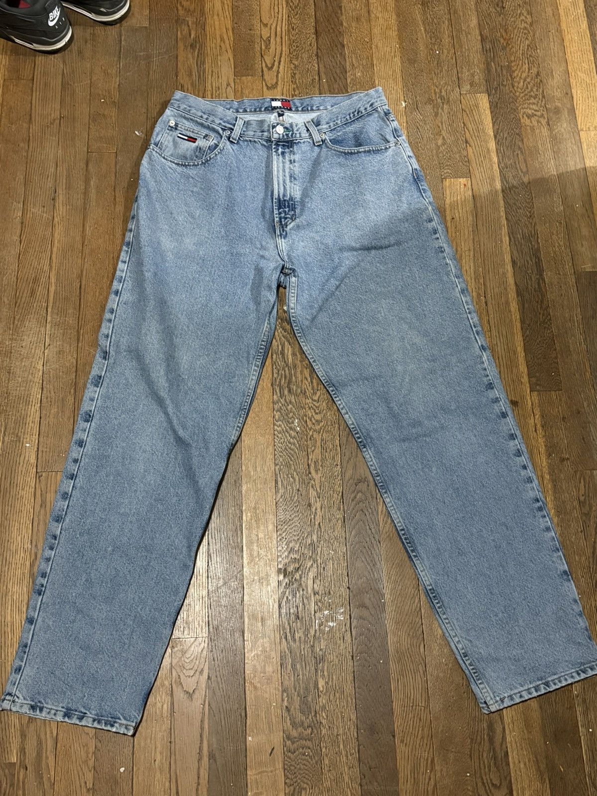 Tommy Hilfiger TOMMY HILFIGER Light Wash Denim Jeans Size US 36 / EU 52 - 3 Thumbnail