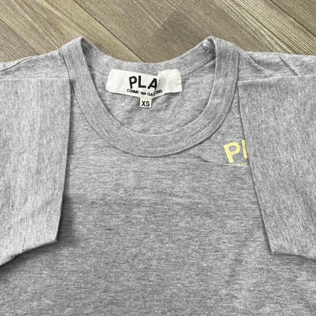 Comme des Garcons PLAY AD2010 Comme des Garçons Play CDG Yellow Heart Big Logo Tee Size US XS / EU 42 / 0 - 12 Thumbnail