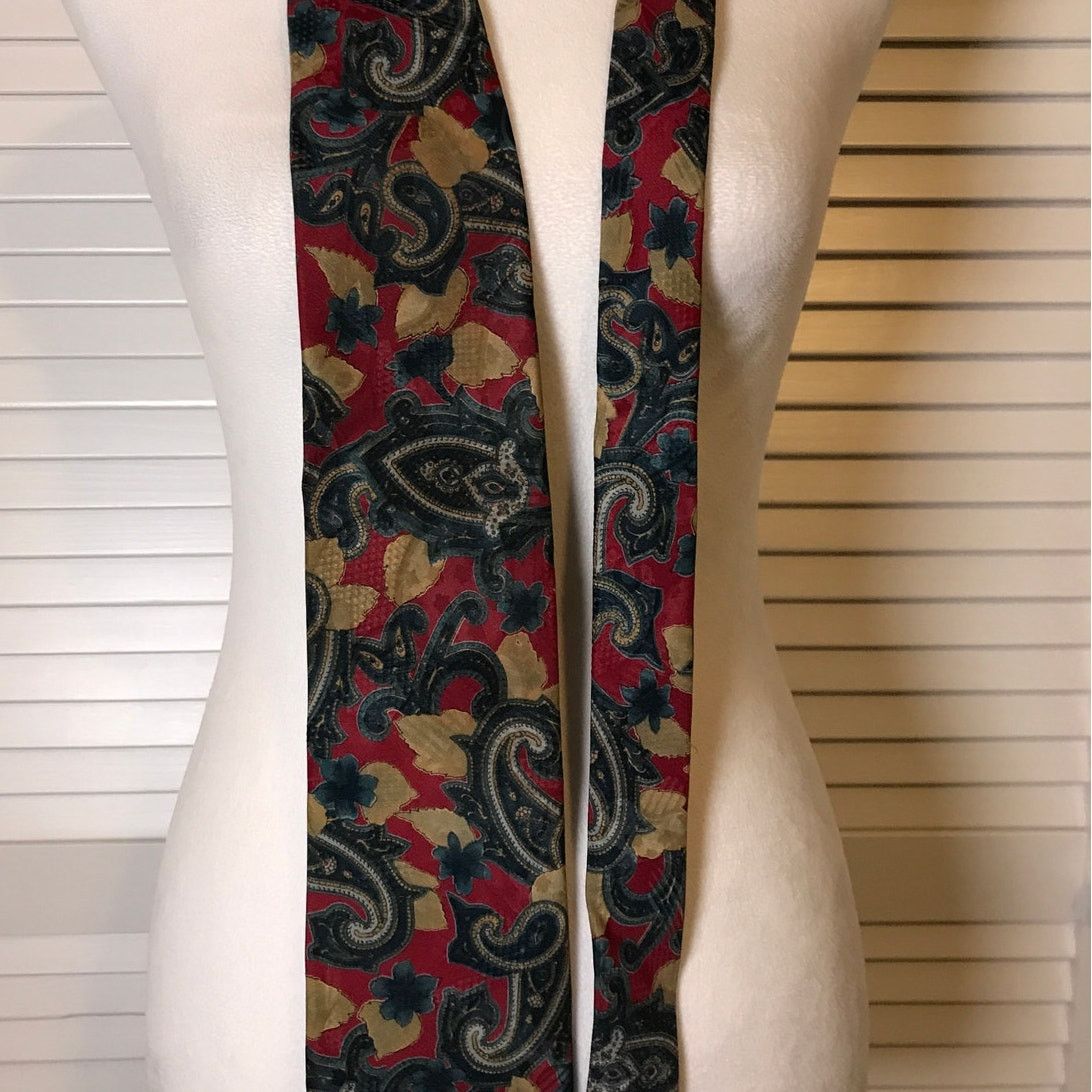 Other Manhattan Red Paisley Short Wide Men Necktie Size ONE SIZE - 3 Thumbnail