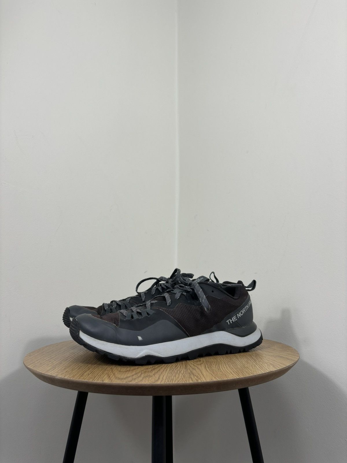 The North Face The North Face Outdoor Trail Hiking Sneakers Shoes Size US 9 / EU 42 - 7 Thumbnail