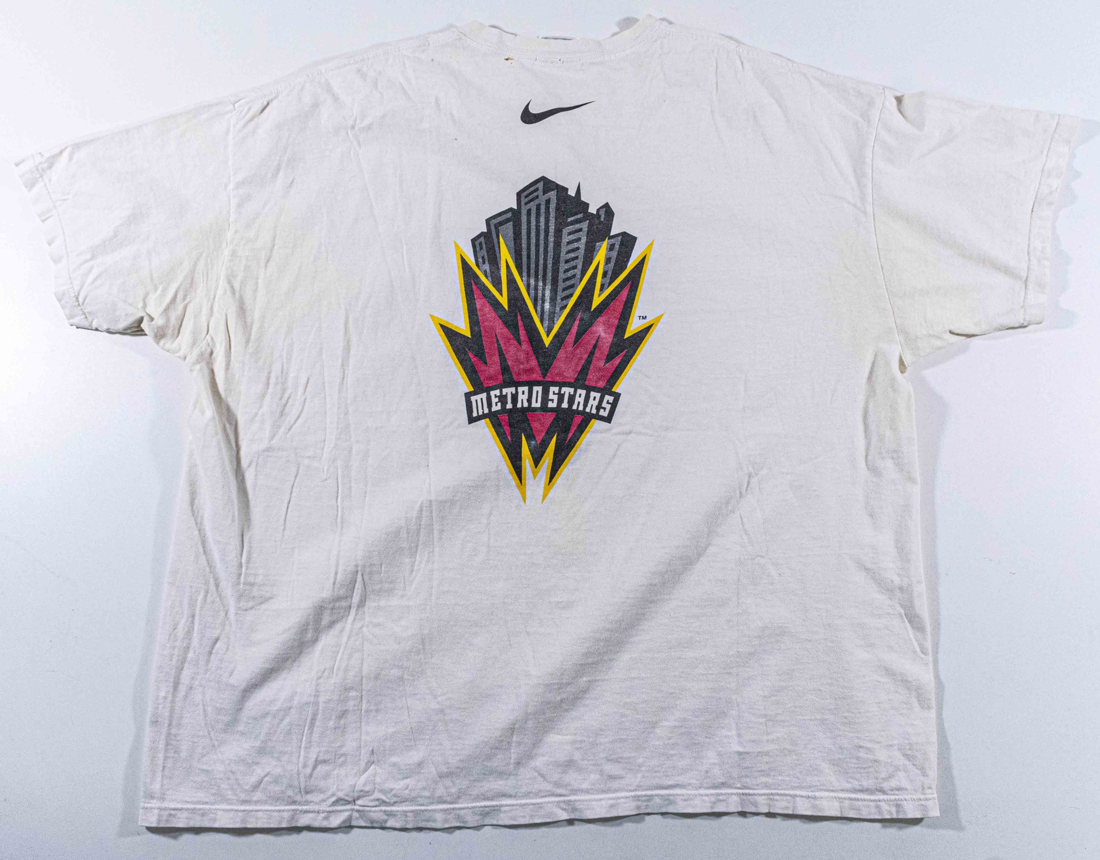 Nike NIKE New York MetroStars Taxi Swoosh T-Shirt Distressed Size US XXL / EU 58 / 5 - 22 Thumbnail
