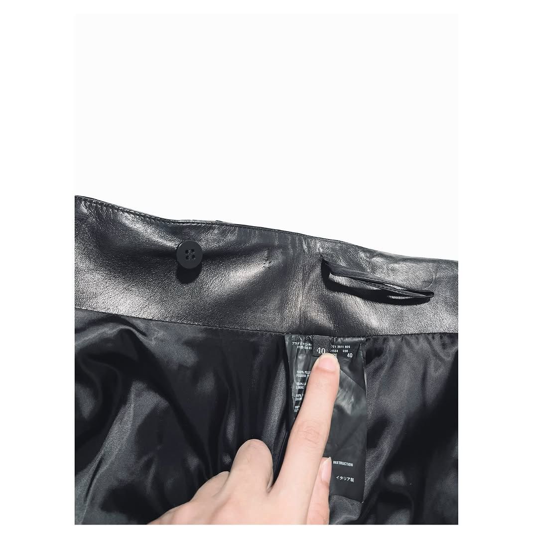 Prada Rare PRADA Lampskin Skirt Size 30" / US 8 / IT 44 - 9 Thumbnail