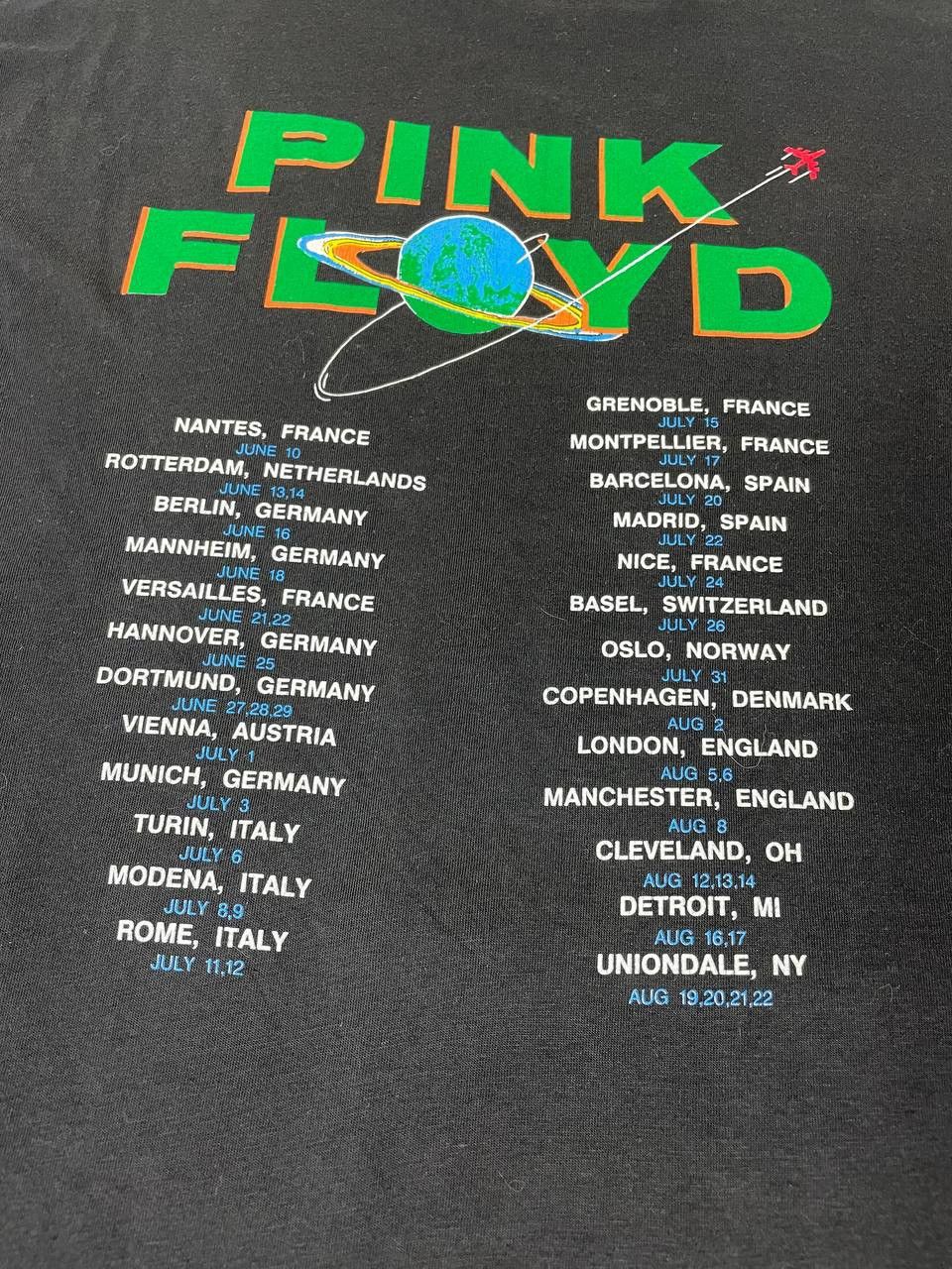 Pink Floyd Vintage Pink Floyd 1987 A Momentary Lapse of Reason Tour Tee Size US XL / EU 56 / 4 - 20 Thumbnail