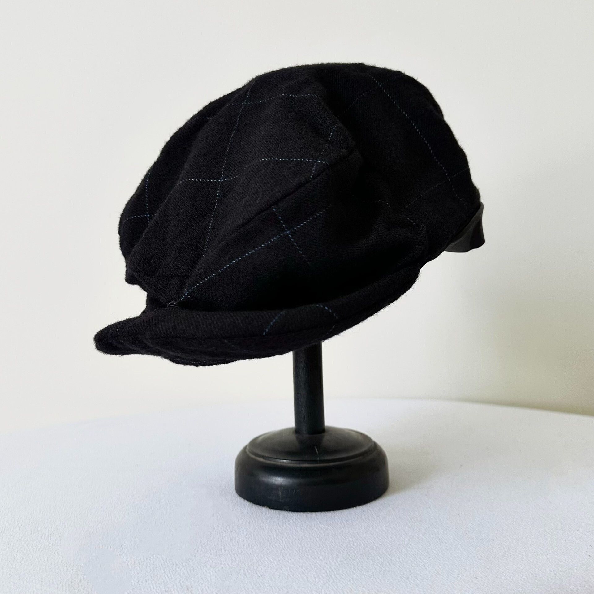 Geoffrey B. Small black prince of wales cashmere cap Size ONE SIZE - 1 Thumbnail