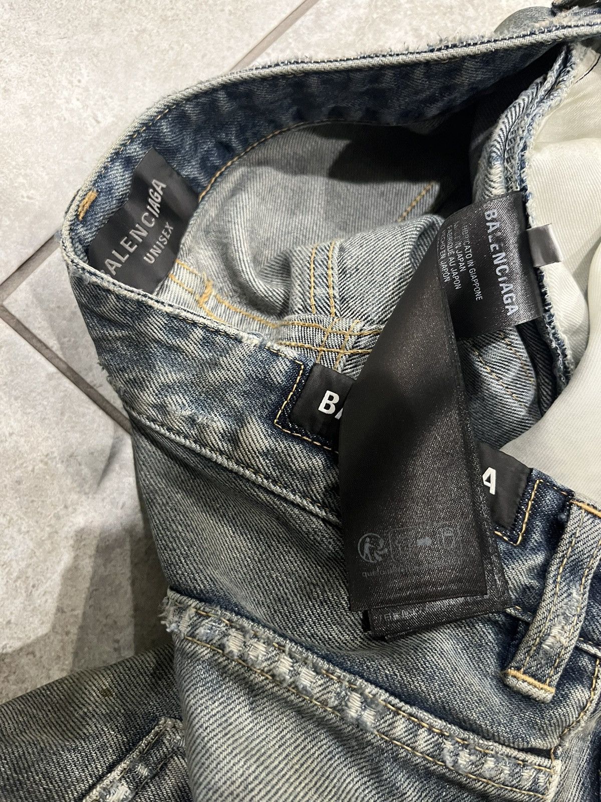 Balenciaga Balenciaga Mud Skater Jeans Size US 34 / EU 50 - 9 Thumbnail