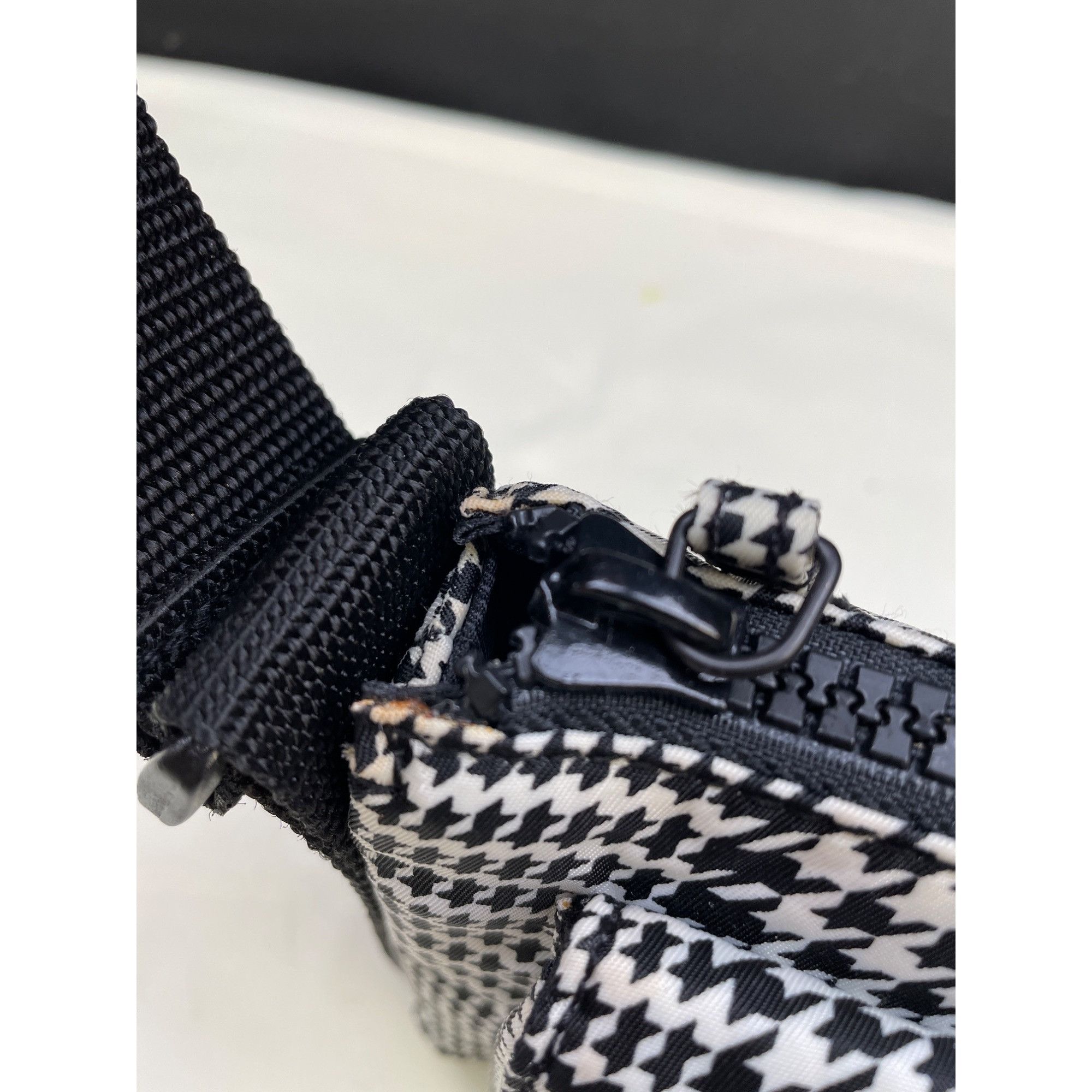 Lauren Ralph Lauren Lauren Ralph Lauren Women's Houndstooth Shoulder Bag Hand Ba Size ONE SIZE - 7 Thumbnail