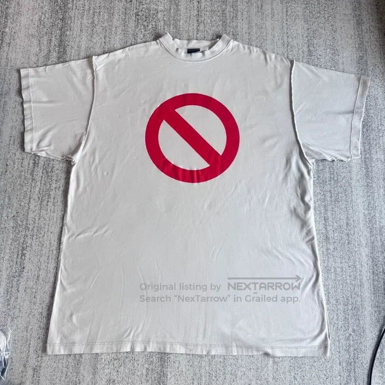 Balenciaga Balenciaga No band Logo printing short sleeve T-shirt Size US L / EU 52-54 / 3 - 1 Thumbnail