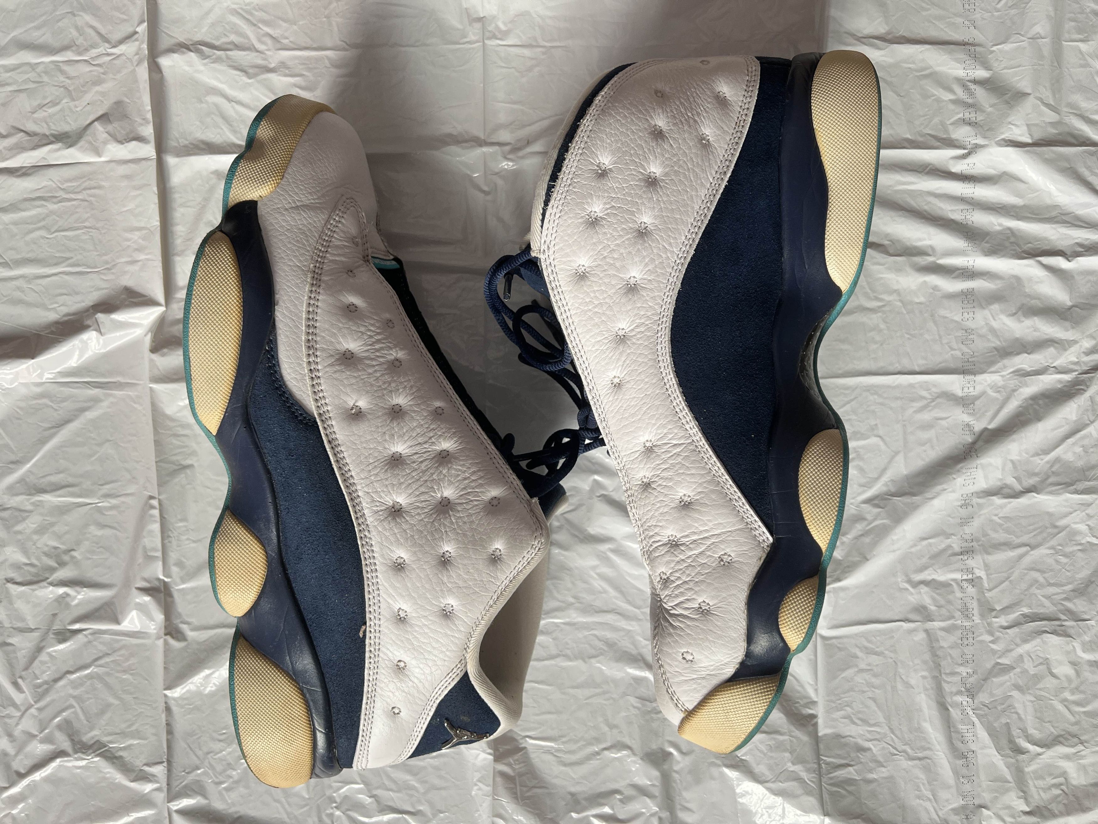 Jordan Brand Air Jordan 13 Low 'Hornets' Size US 10 / EU 43 - 4 Thumbnail