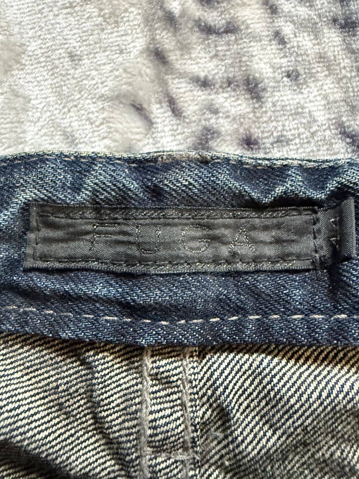 GOSTAR DE FUGA Fuga Japan Shadow Wash Coated Claw Mark Flared Jeans Size US 30 / EU 46 - 24 Thumbnail
