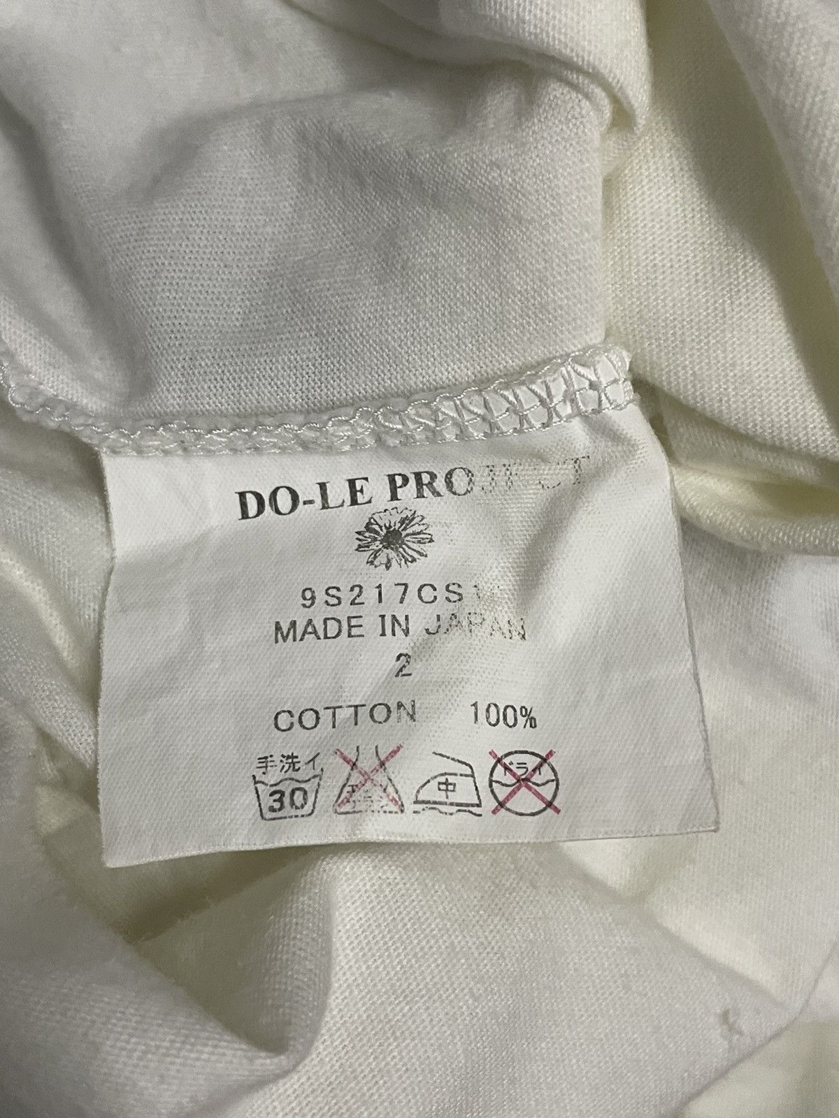 Japanese Brand Vintage 1990s Japan Designer Dole Project-Missionary Art Tee Size US S / EU 44-46 / 1 - 12 Thumbnail