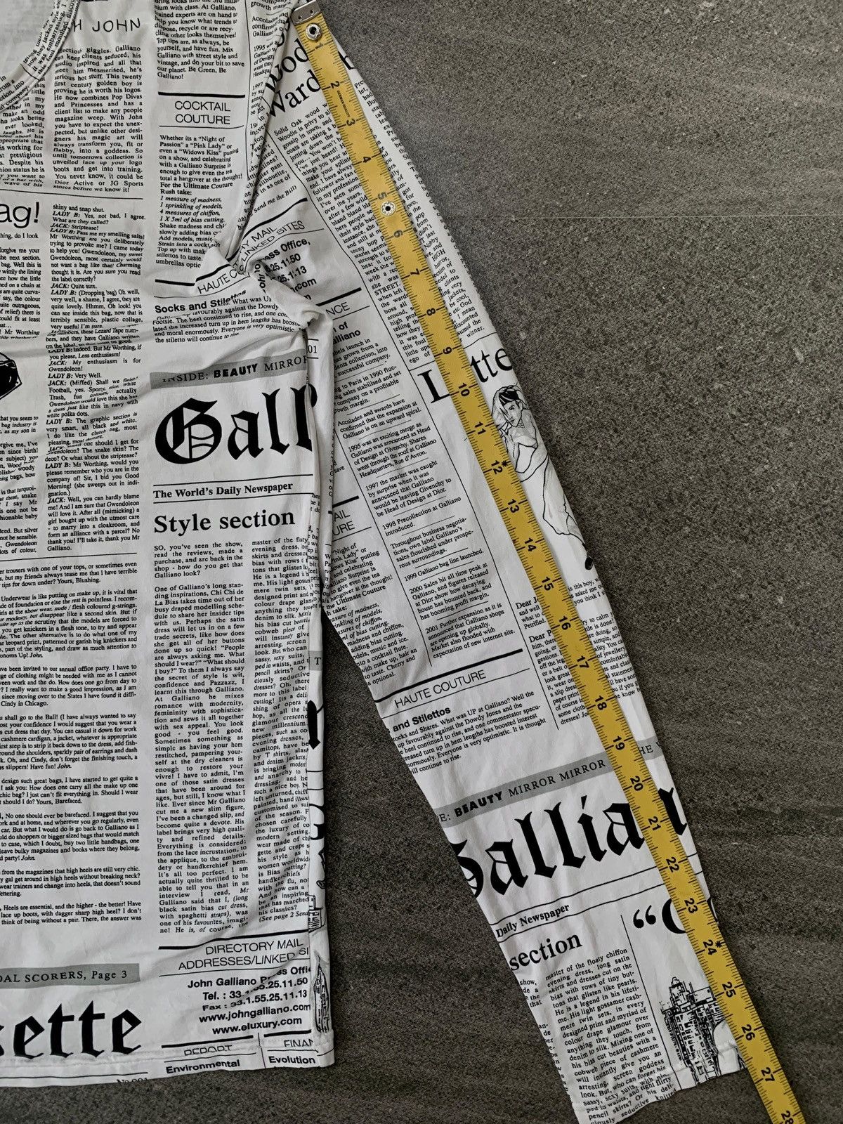 John Galliano FREE TAX! 2000s Gazzete Newspaper Ls tee Size US M / EU 48-50 / 2 - 13 Thumbnail