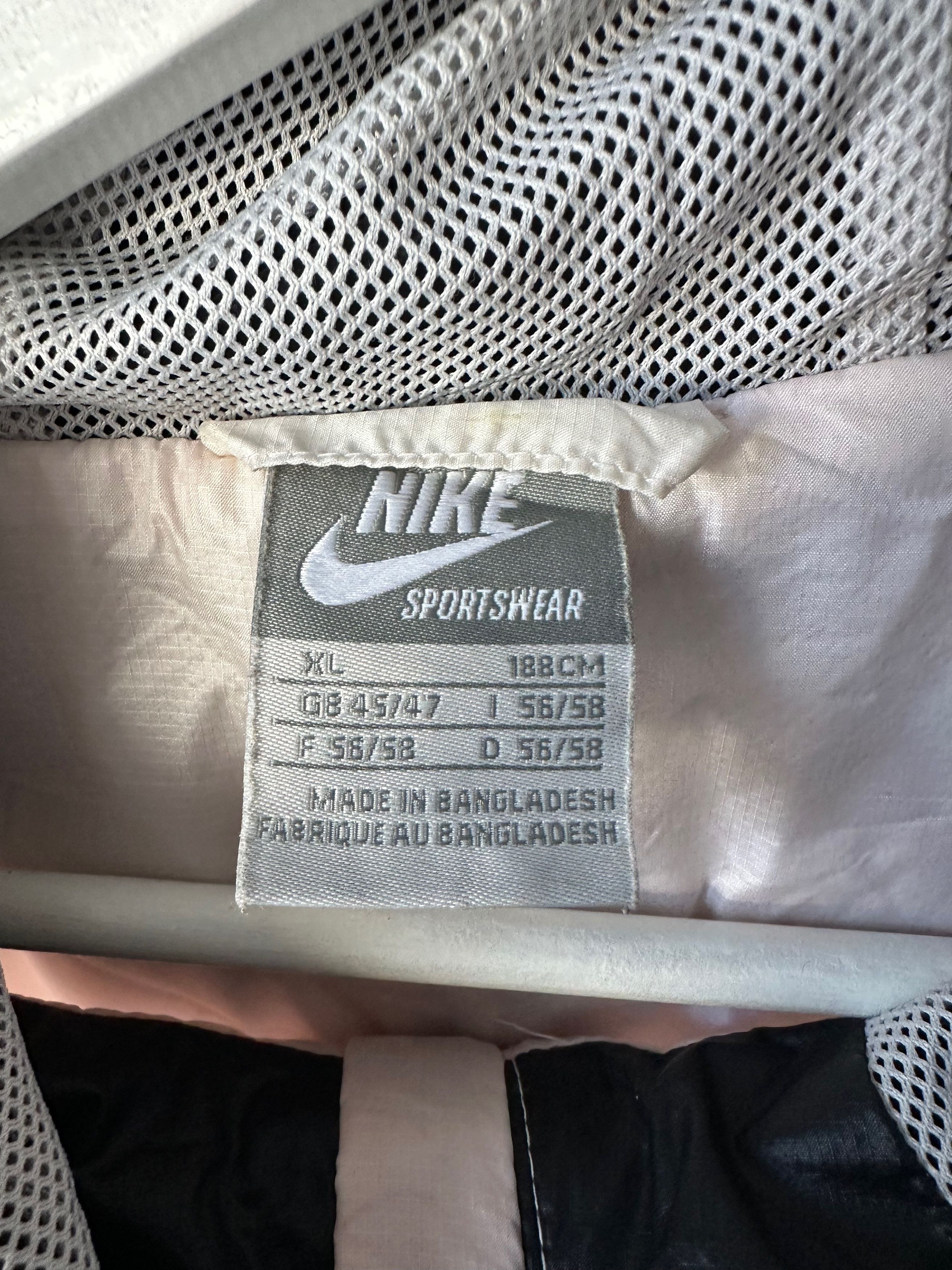 Nike Nike AD Windrunner Light Hooded Jacket Winbreaker Size US XL / EU 56 / 4 - 10 Thumbnail
