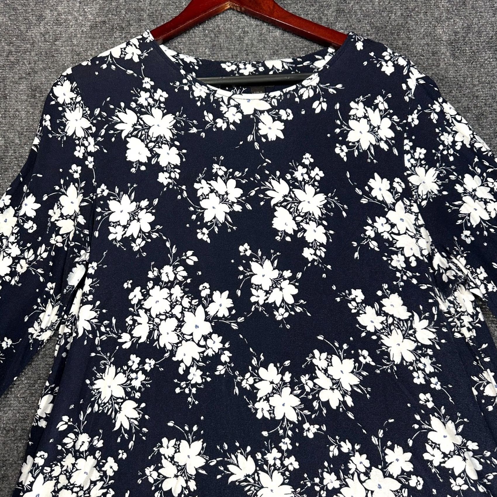 J. Jill J. Jill Top Womens Large Wearever Collection 3/4 Sleeve Navy Blue White Floral Shirt Blouse Casual Travel Modern Womens Size L / US 10 / IT 46 - 4 Thumbnail