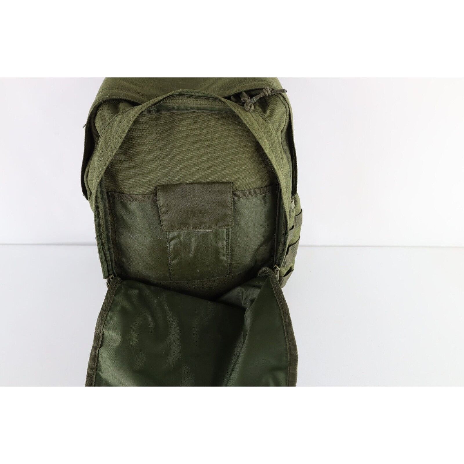 Vintage Vintage Streetwear Distressed Military Tactical Rugged Bag Size ONE SIZE - 10 Thumbnail