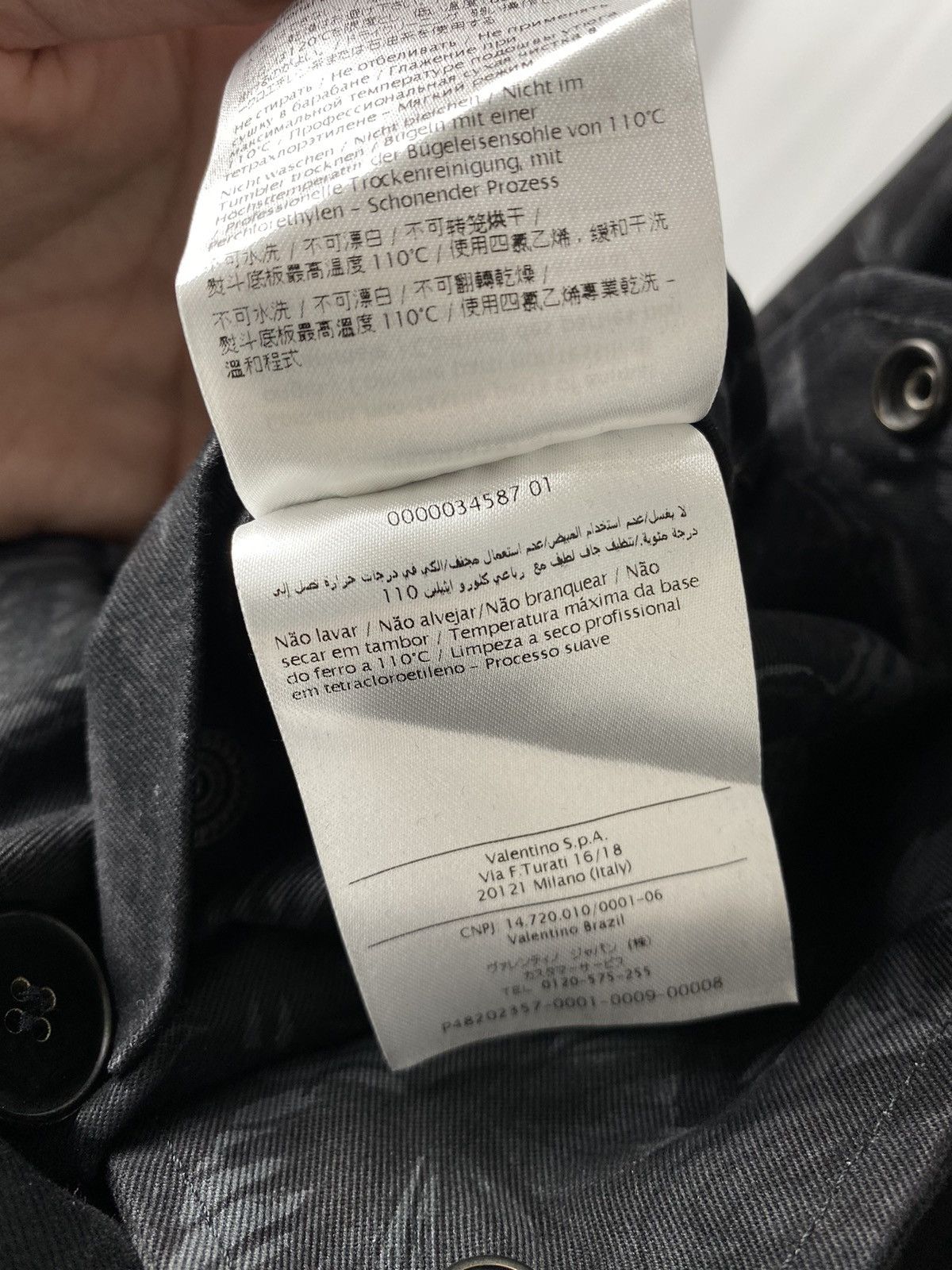 Valentino Valentino Camubutterfly Printed Jacket Men size 52 Size US L / EU 52-54 / 3 - 24 Thumbnail