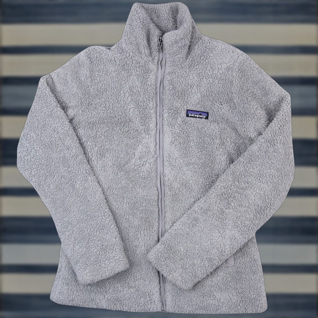 Patagonia Patagonia Women's Small Deep Pile Grey Jacket User: Patagonia Women's Small Deep Pile Grey Jacket Size S / US 4 / IT 40 - 1 Thumbnail