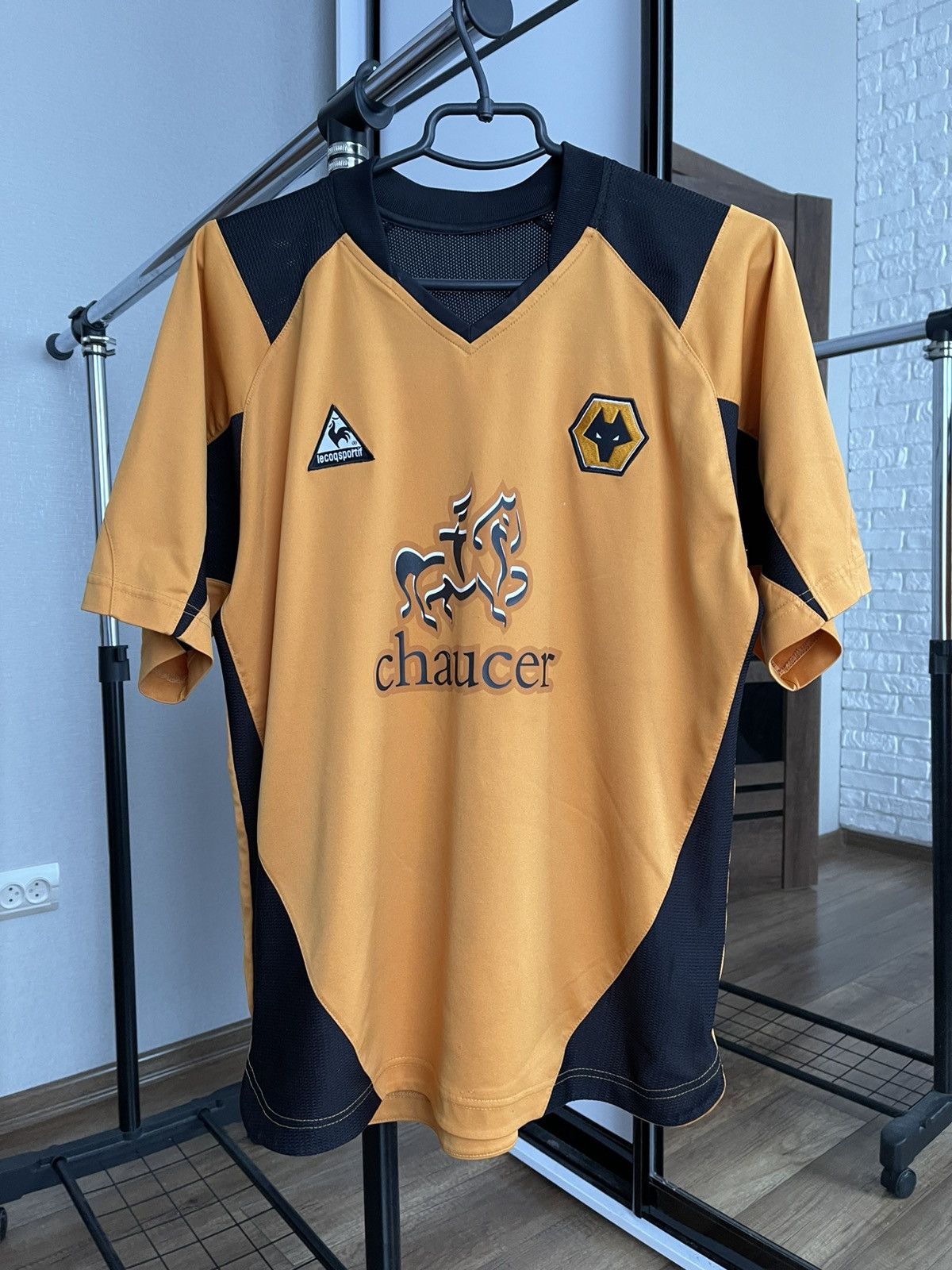 Le Coq Sportif 2004/2005 Wolverhampton Wanderers Wolves Vintage Jersey Tee Size US M / EU 48-50 / 2 - 3 Thumbnail