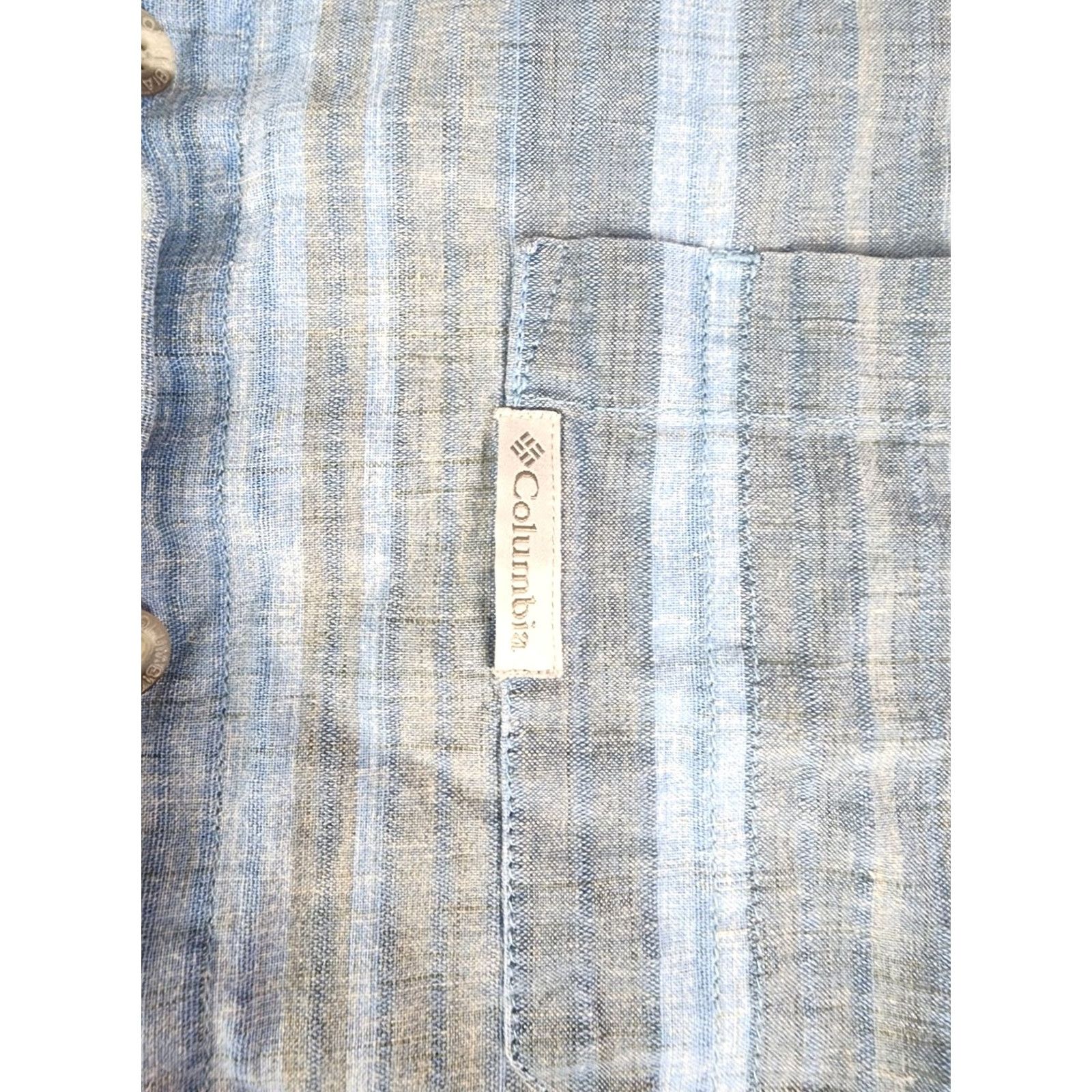 Vintage Columbia XCO Shirt Blue Short Sleeve Button-Up Shirt Mens M Casual Plaid 90s Marine Outdoor Sample: Columbia XCO Shirt Size US M / EU 48-50 / 2 - 3 Thumbnail